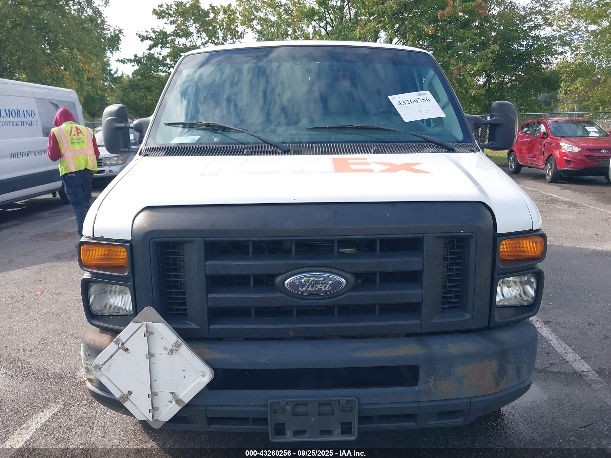 2010 Ford E-150 Commercial/recreational Белый vin: 1FTNE1EW7ADA91790