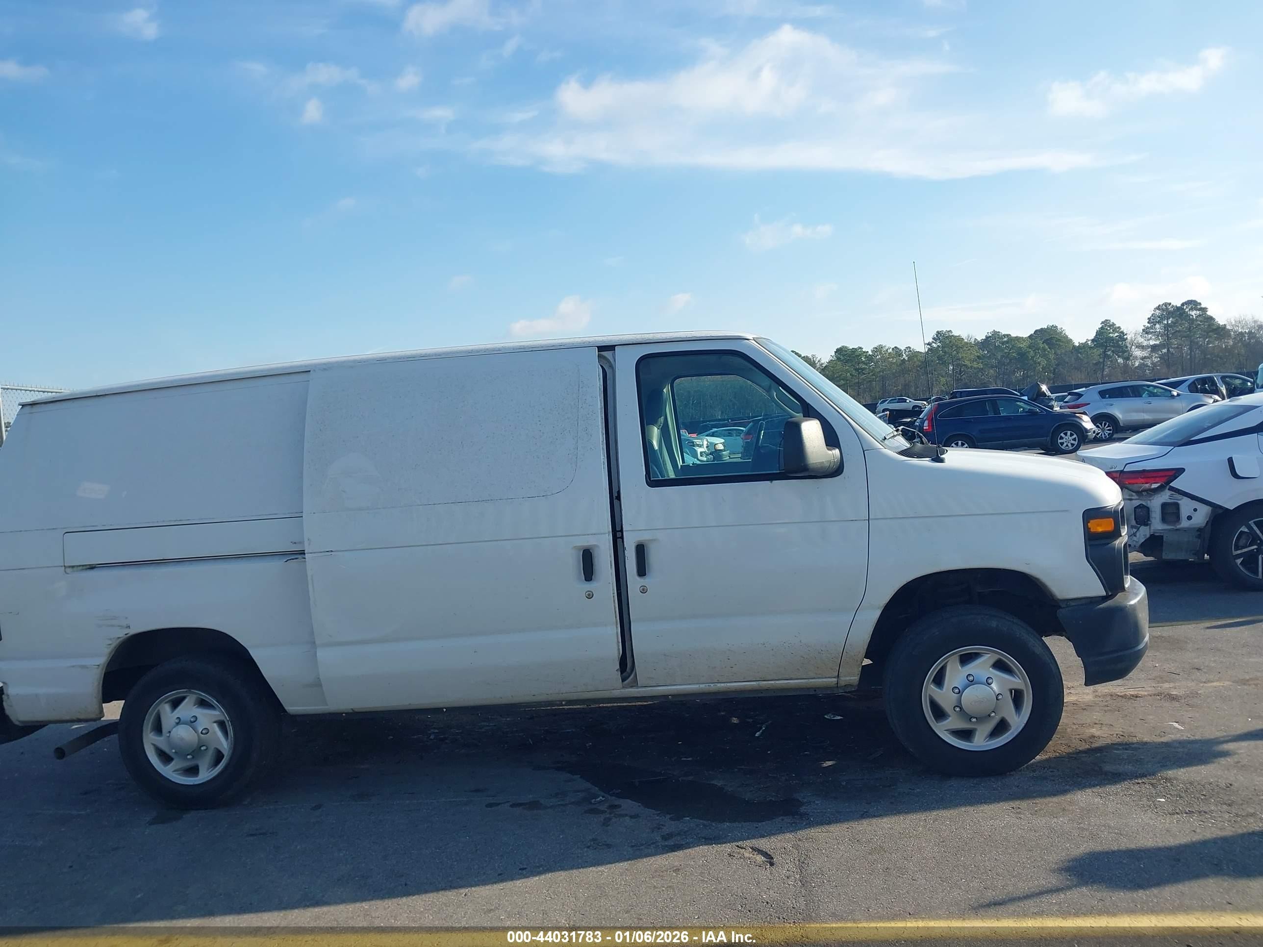 2010 Ford E-150 Commercial/recreational White vin: 1FTNE1EW7ADA95824