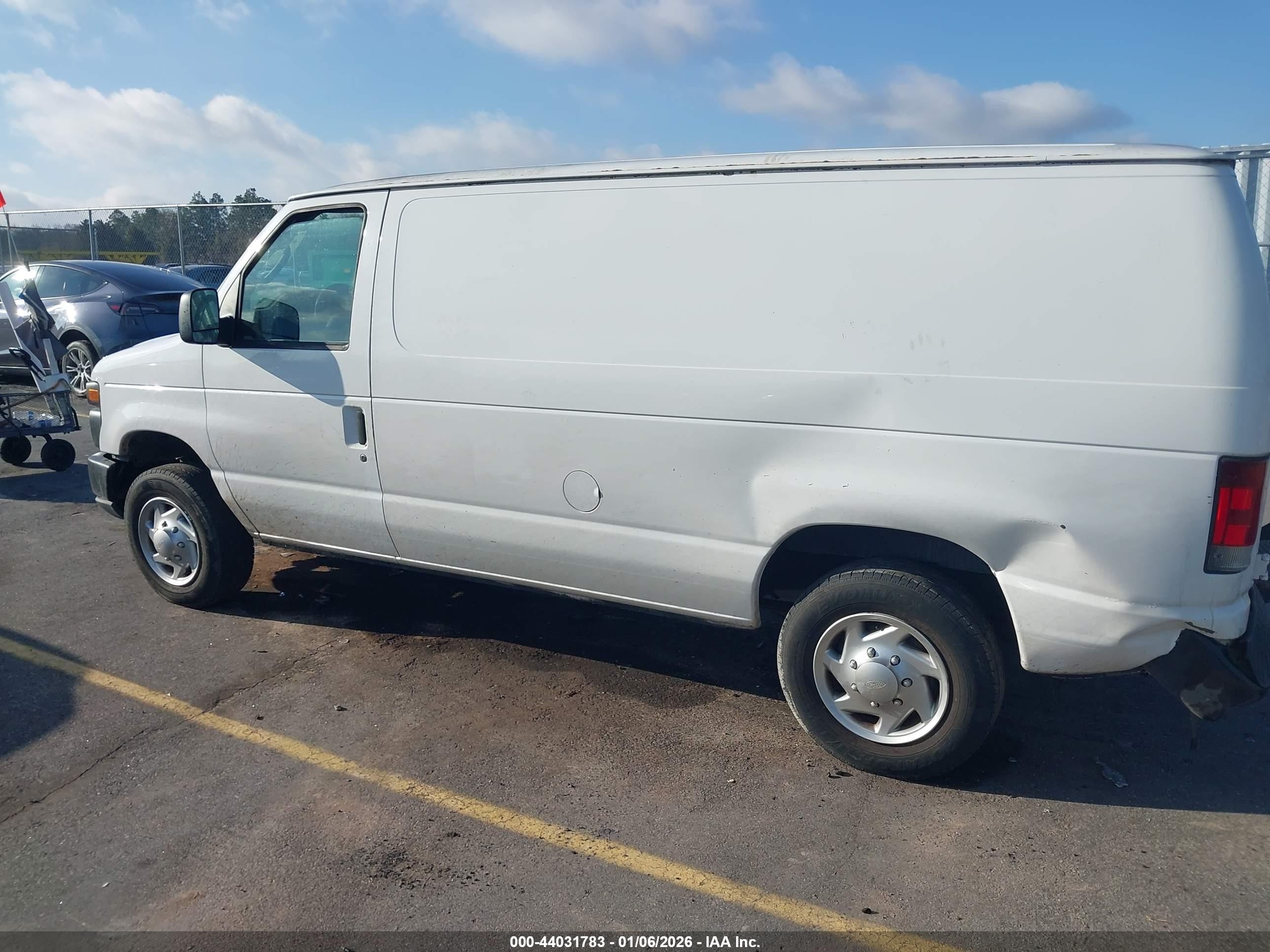 2010 Ford E-150 Commercial/recreational White vin: 1FTNE1EW7ADA95824