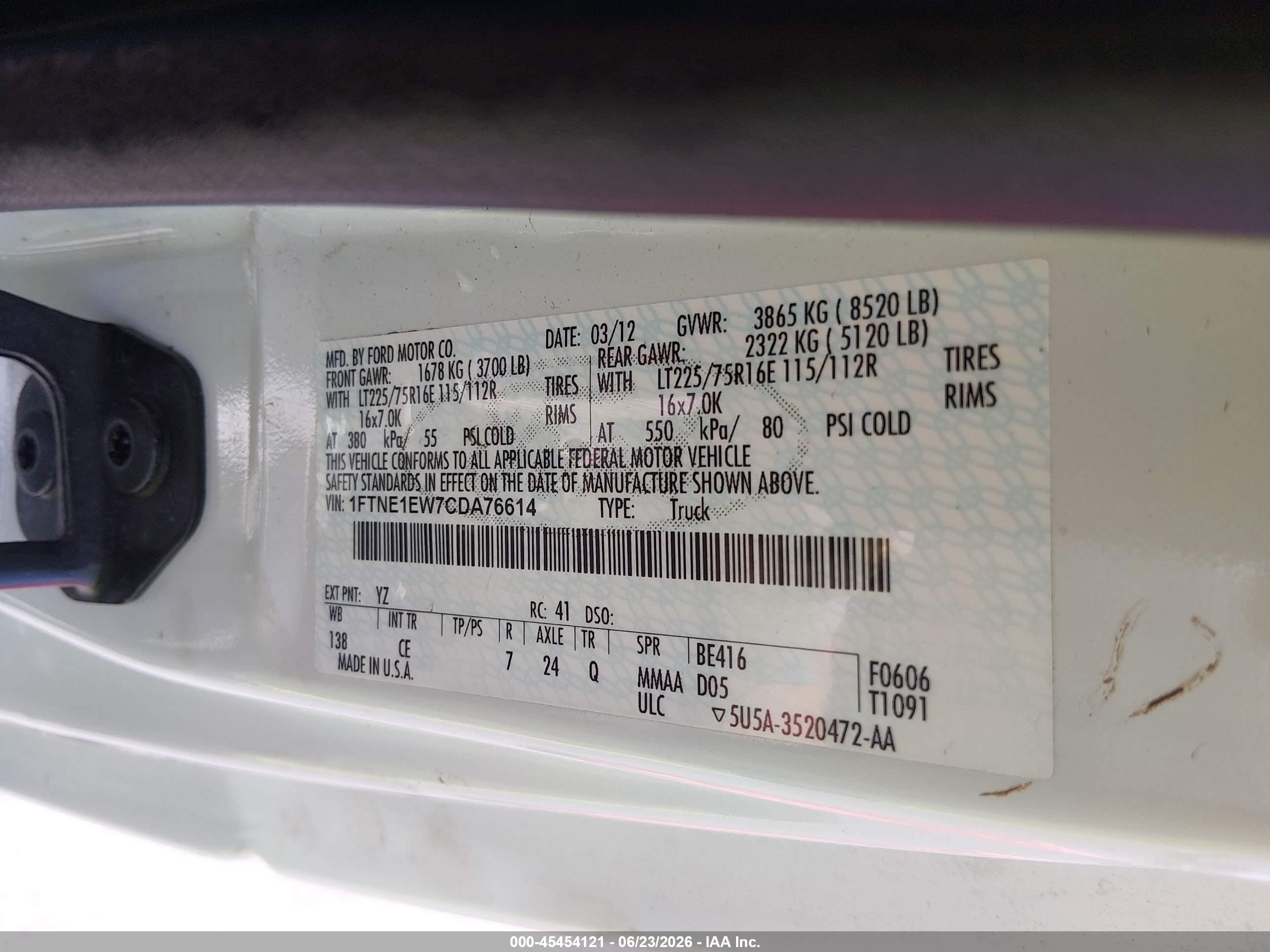 2012 Ford E-150   White vin: 1FTNE1EW7CDA76614