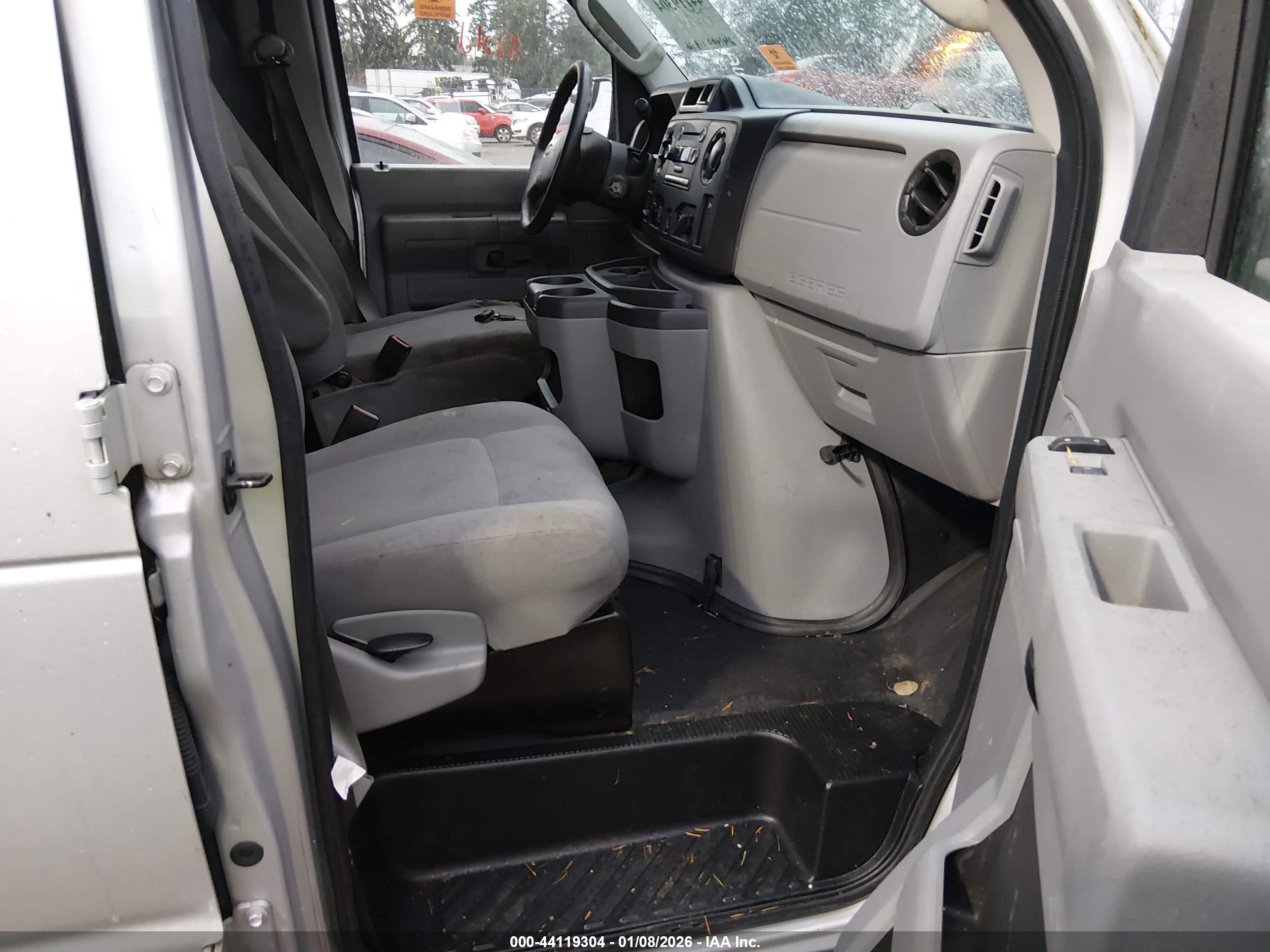 2012 Ford E-150 Commercial Silver vin: 1FTNE1EW7CDA98080