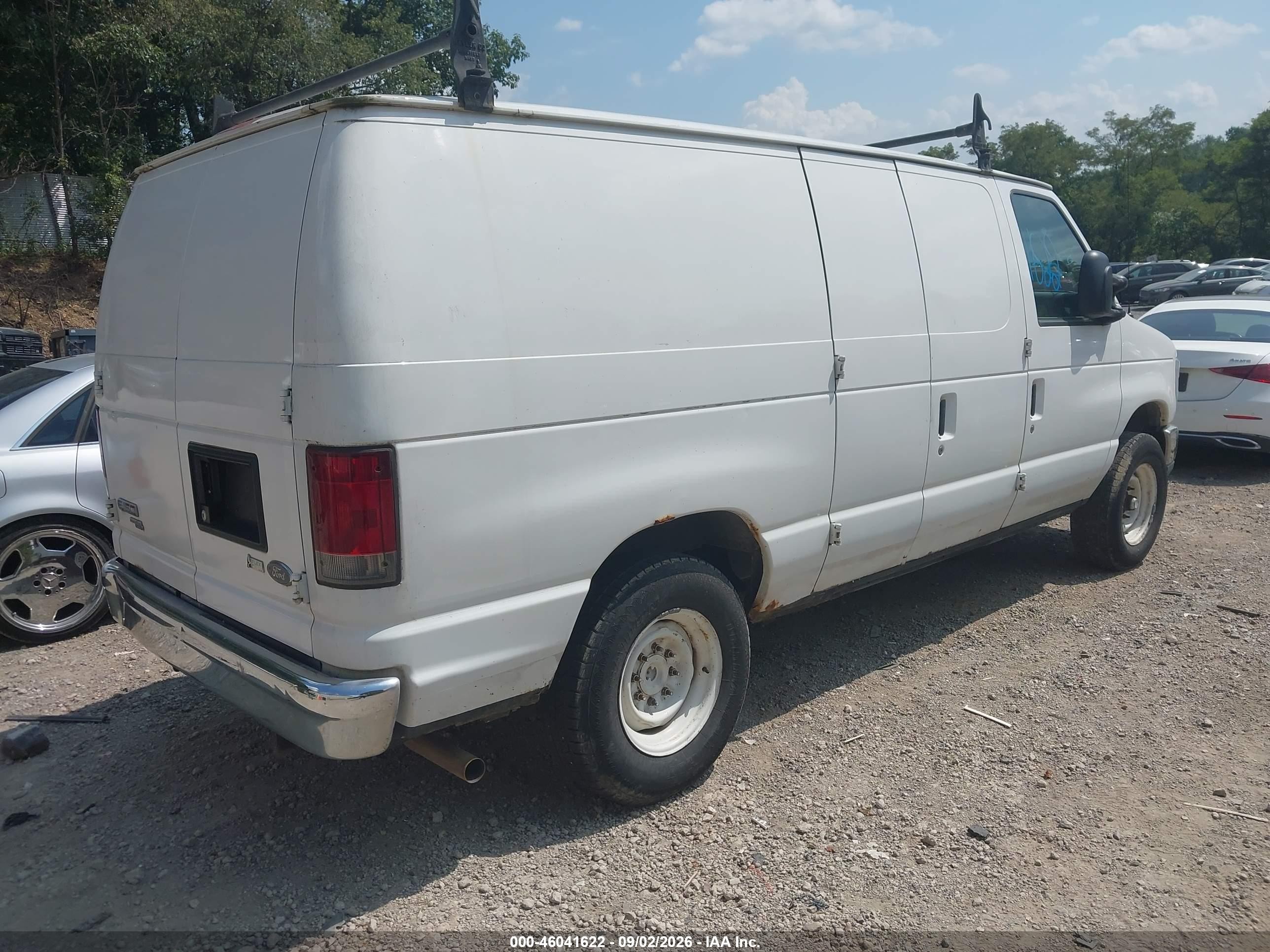 2013 Ford E-150 Commercial White vin: 1FTNE1EW7DDA08024