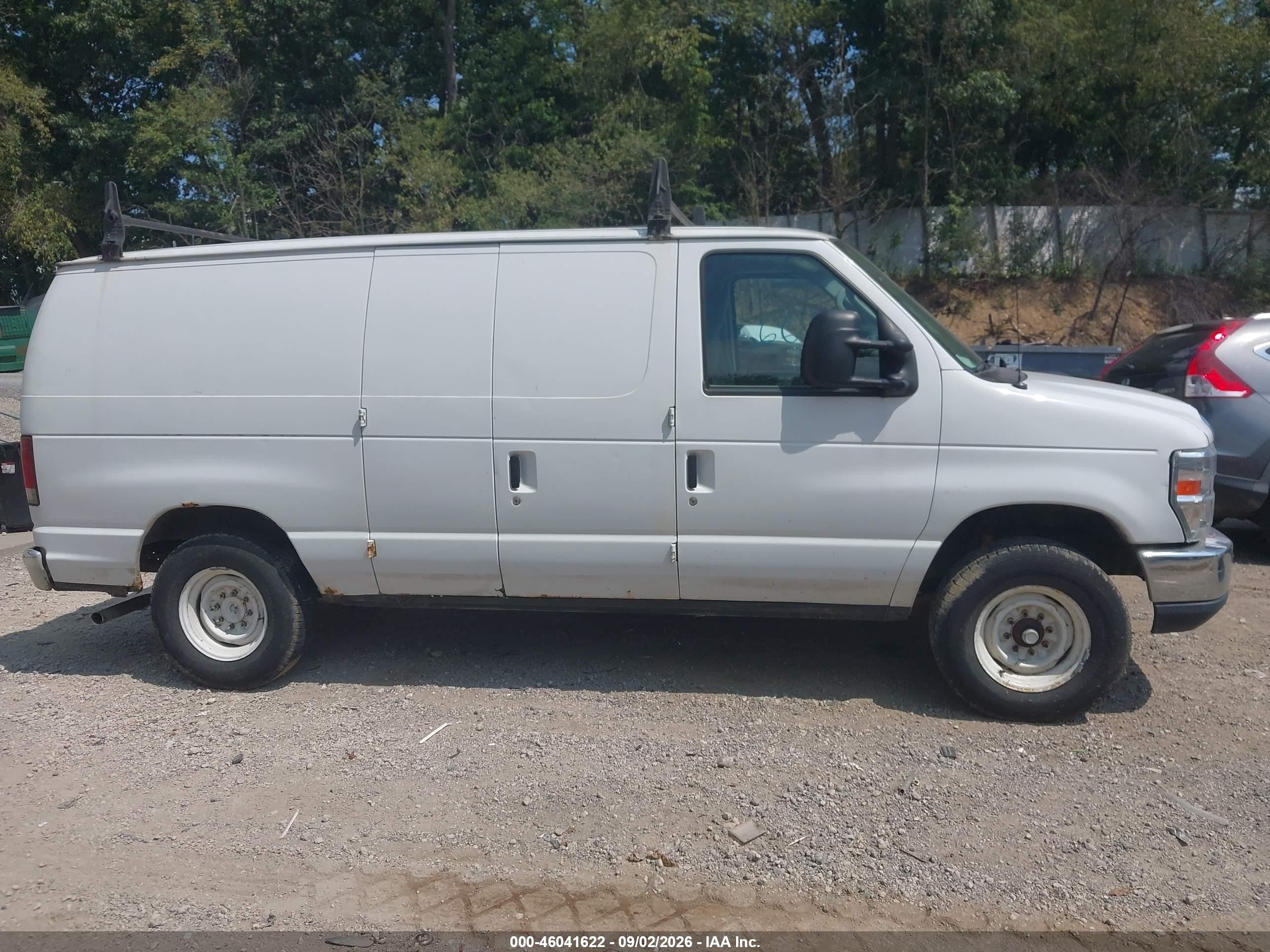 2013 Ford E-150 Commercial White vin: 1FTNE1EW7DDA08024