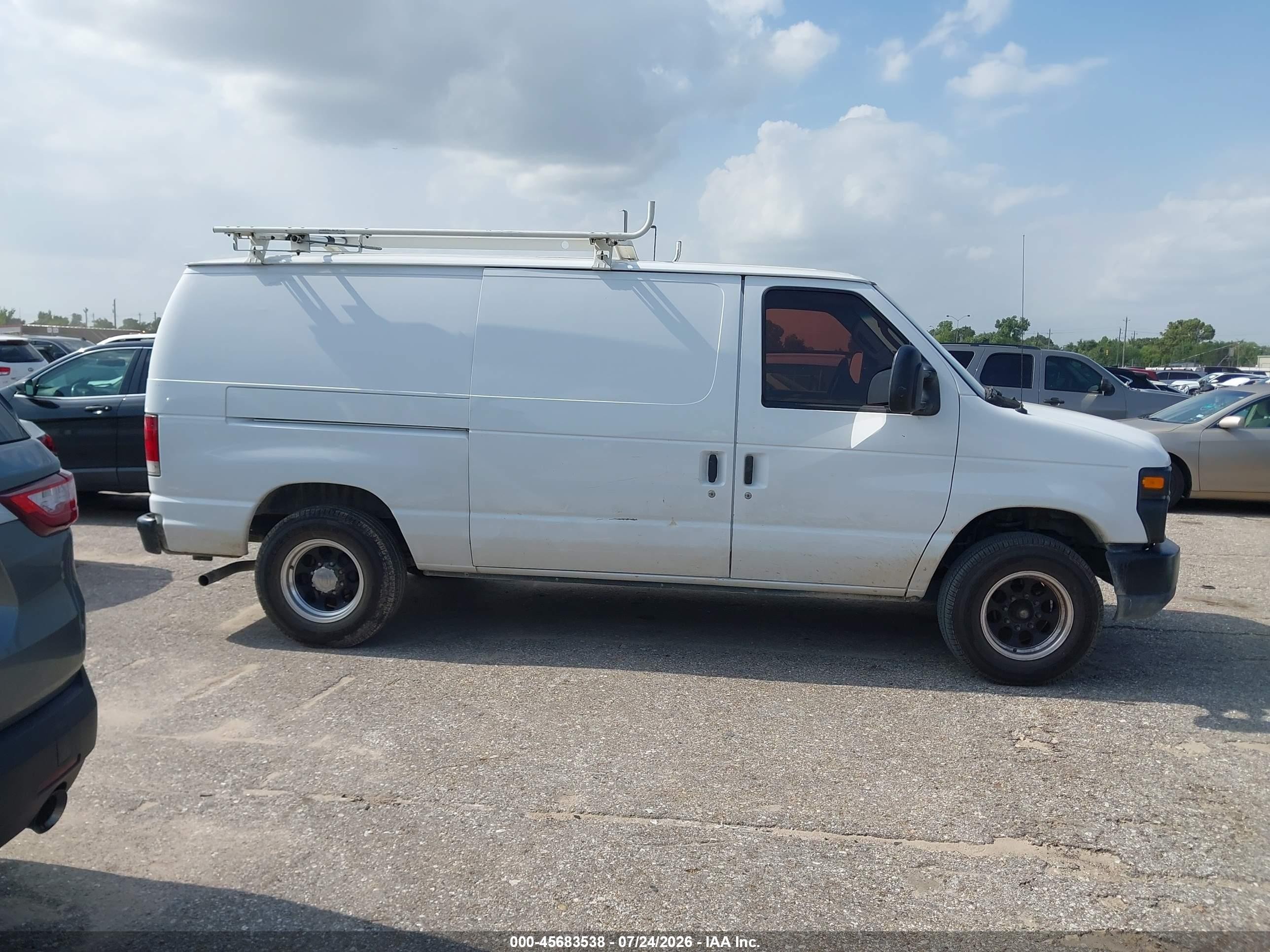 2013 Ford E-150 Commercial White vin: 1FTNE1EW7DDA34011