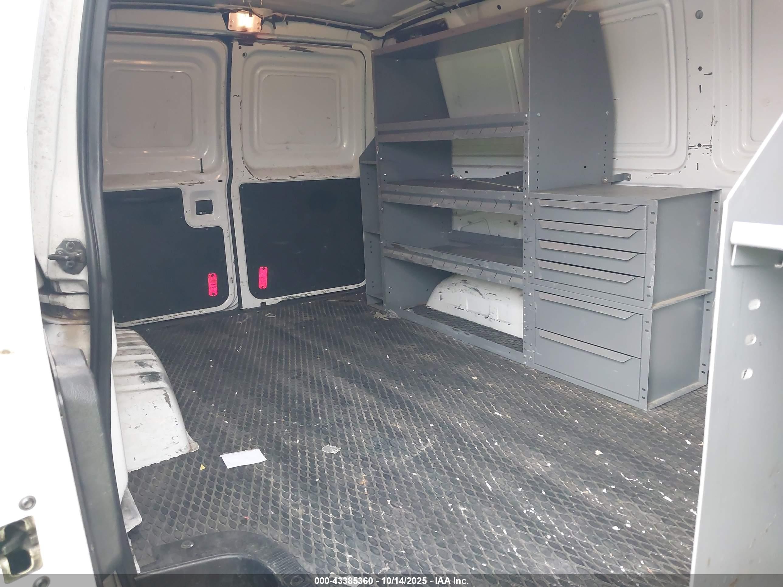 2010 Ford E-150 Commercial/recreational White vin: 1FTNE1EW8ADA66946