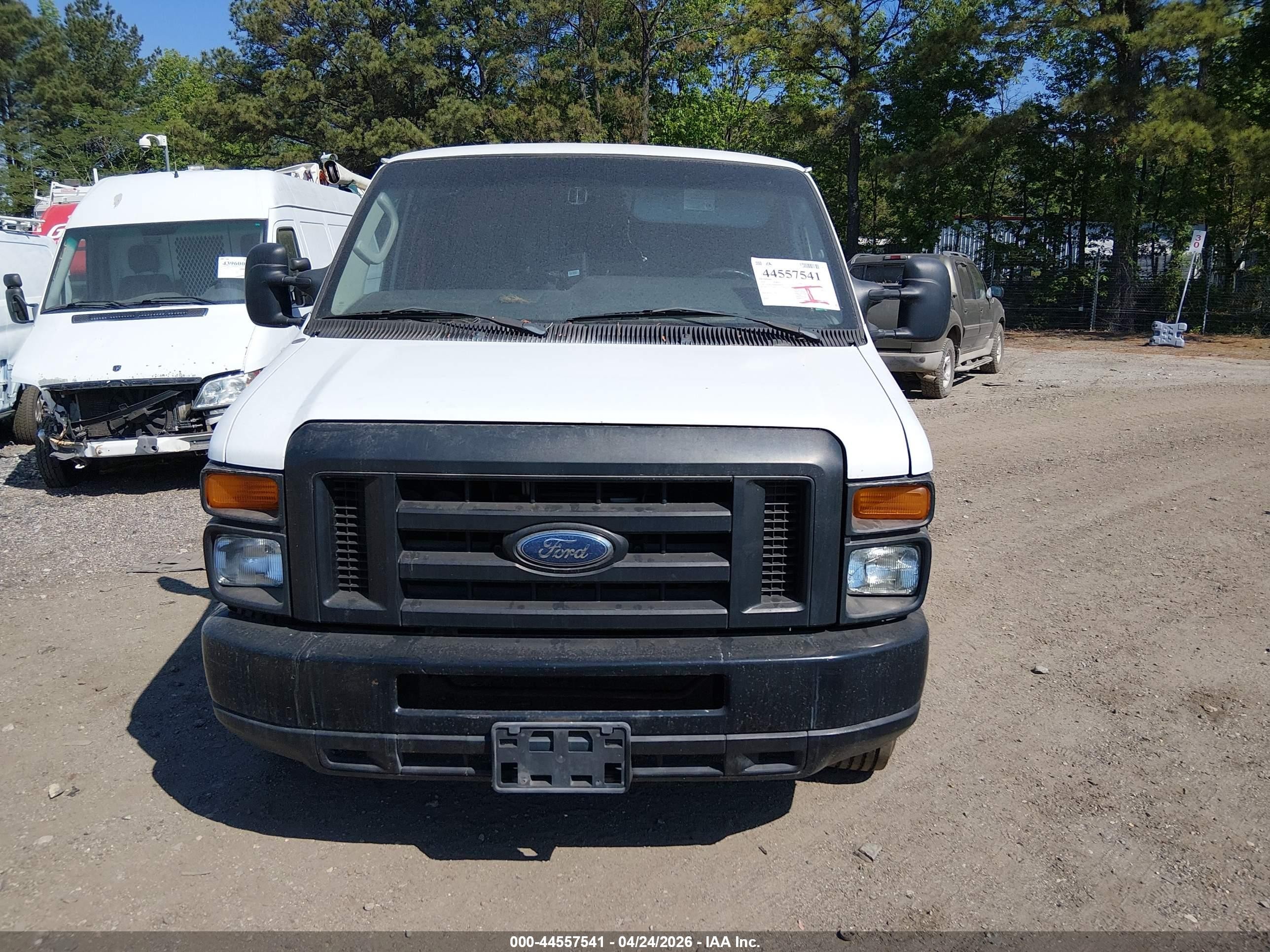 2010 Ford E-150 Commercial/recreational White vin: 1FTNE1EW8ADA90678