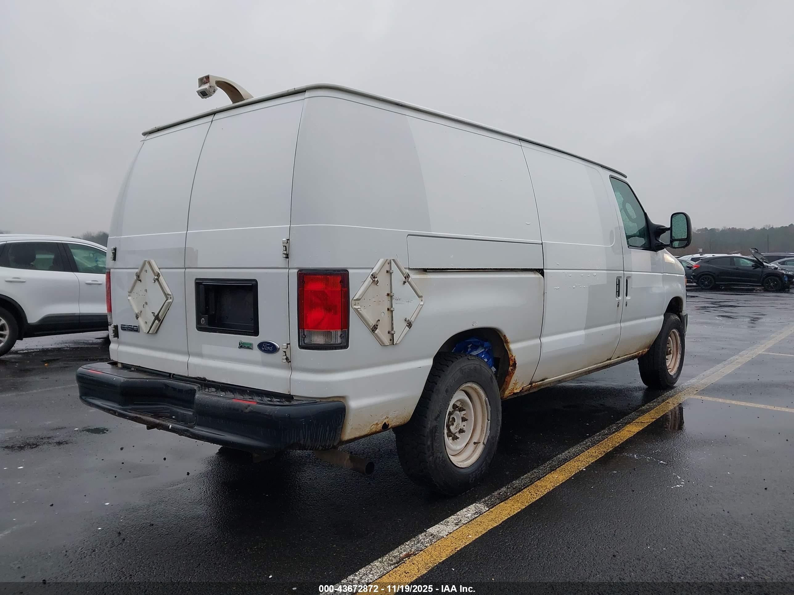 2010 Ford E-150 Commercial/recreational White vin: 1FTNE1EW8ADA91796