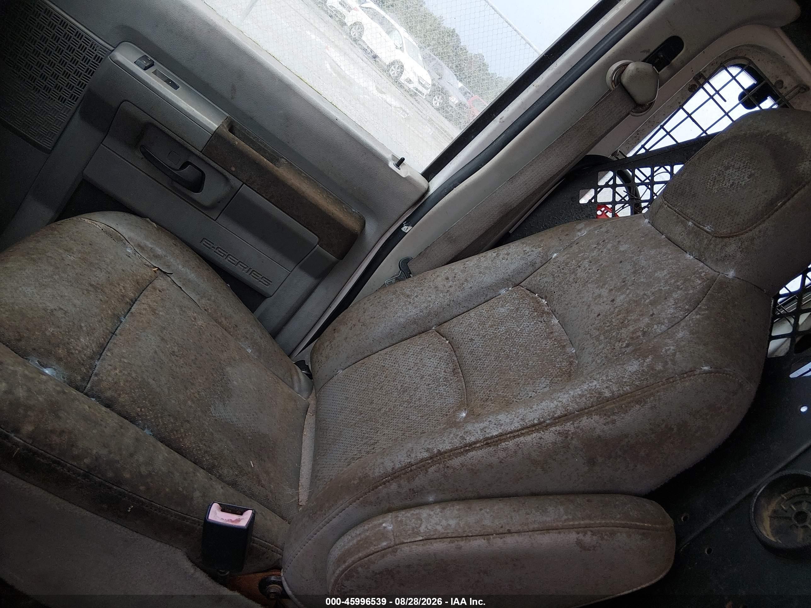 2010 Ford E-150 Commercial White vin: 1FTNE1EW9ADA44051