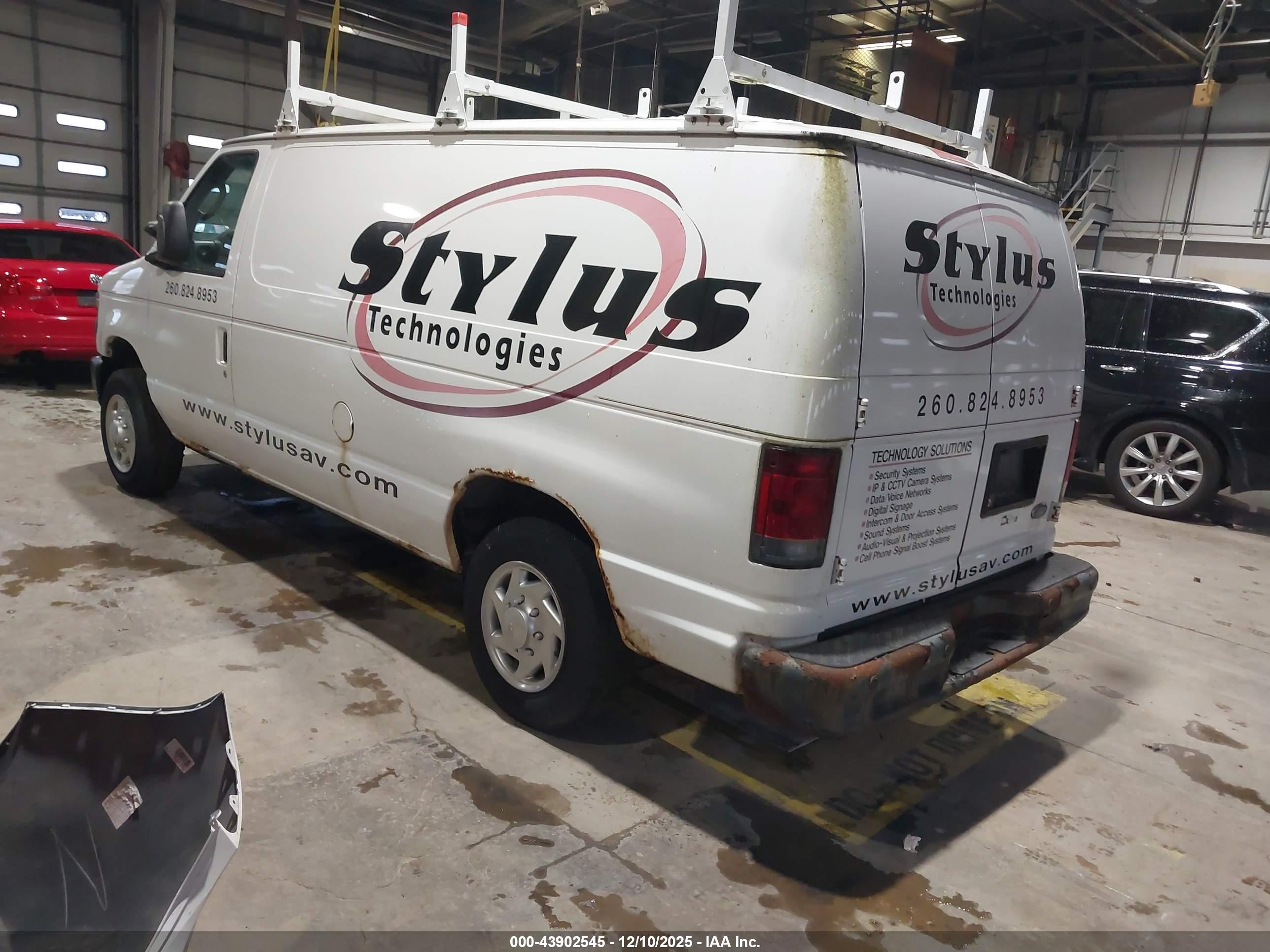2010 Ford E-150 Commercial/recreational White vin: 1FTNE1EW9ADA66535