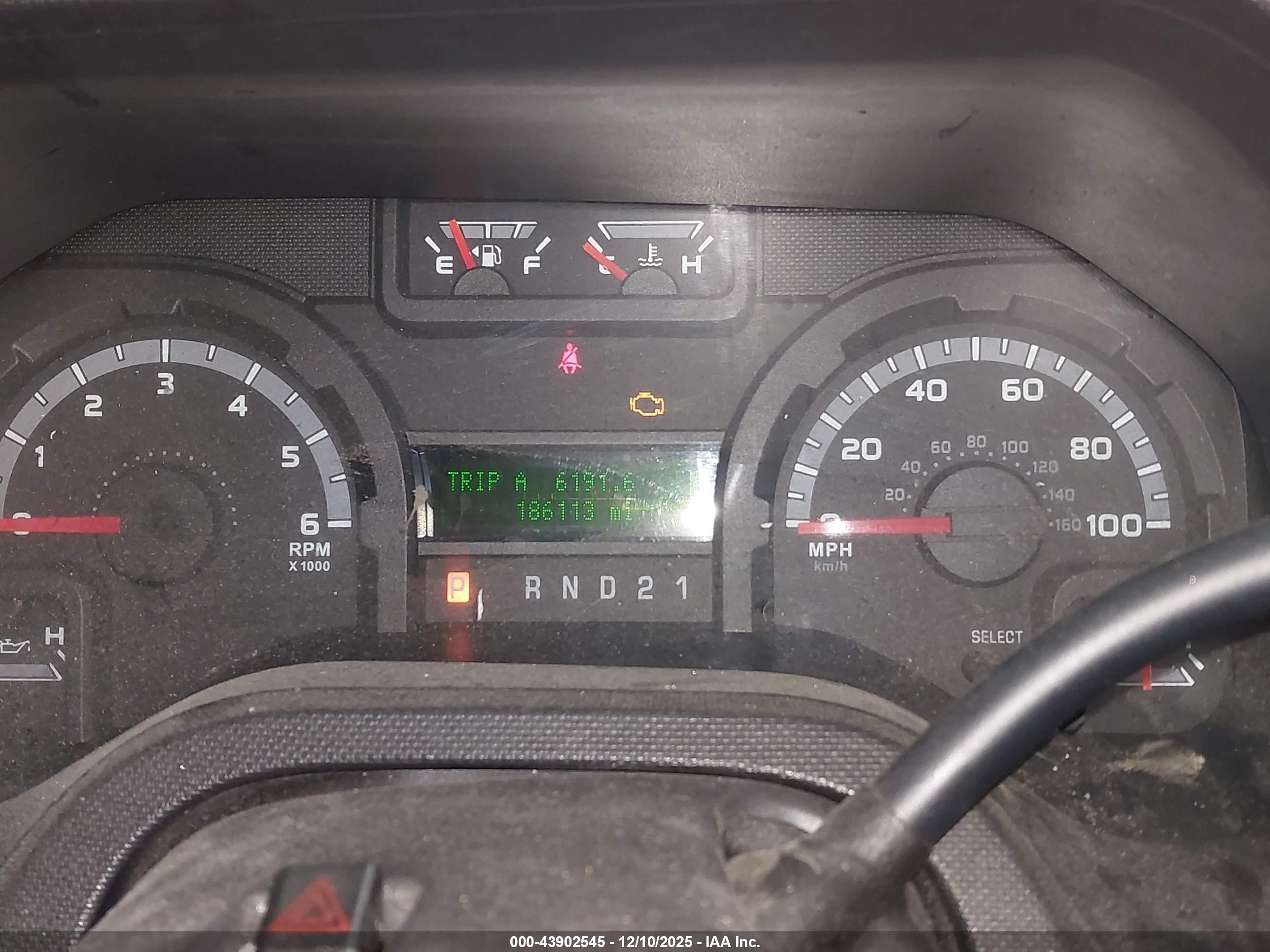 2010 Ford E-150 Commercial/recreational White vin: 1FTNE1EW9ADA66535
