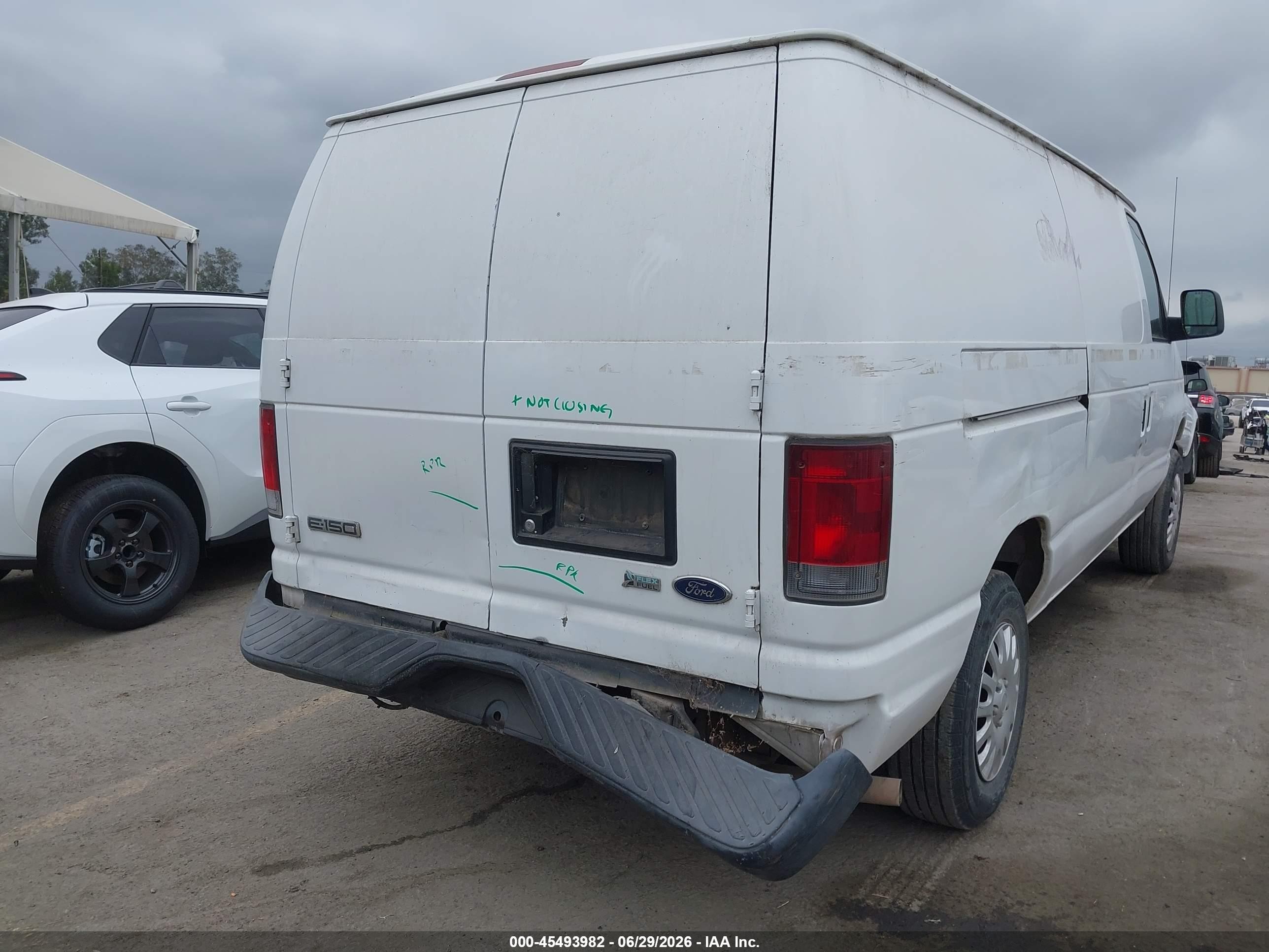 2010 Ford E-150 Commercial/recreational White vin: 1FTNE1EW9ADA95873