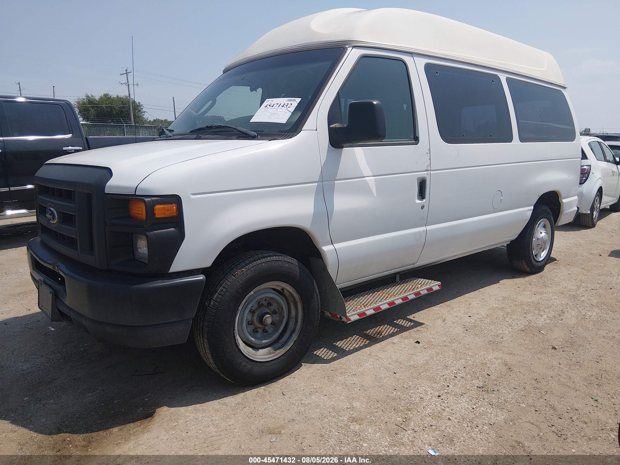 2014 Ford E-150 Commercial/recreational White vin: 1FTNE1EW9EDB10796