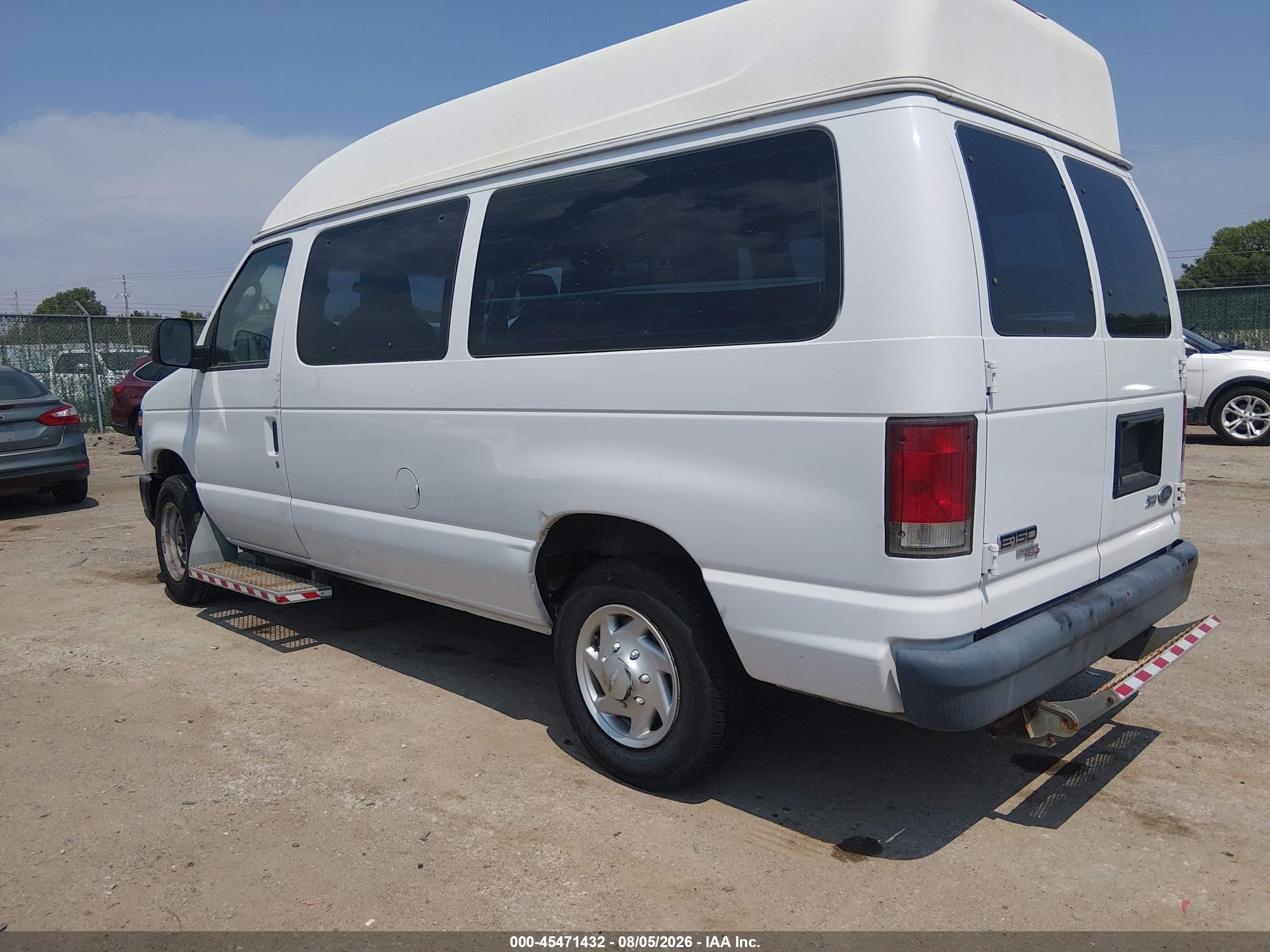 2014 Ford E-150 Commercial/recreational White vin: 1FTNE1EW9EDB10796