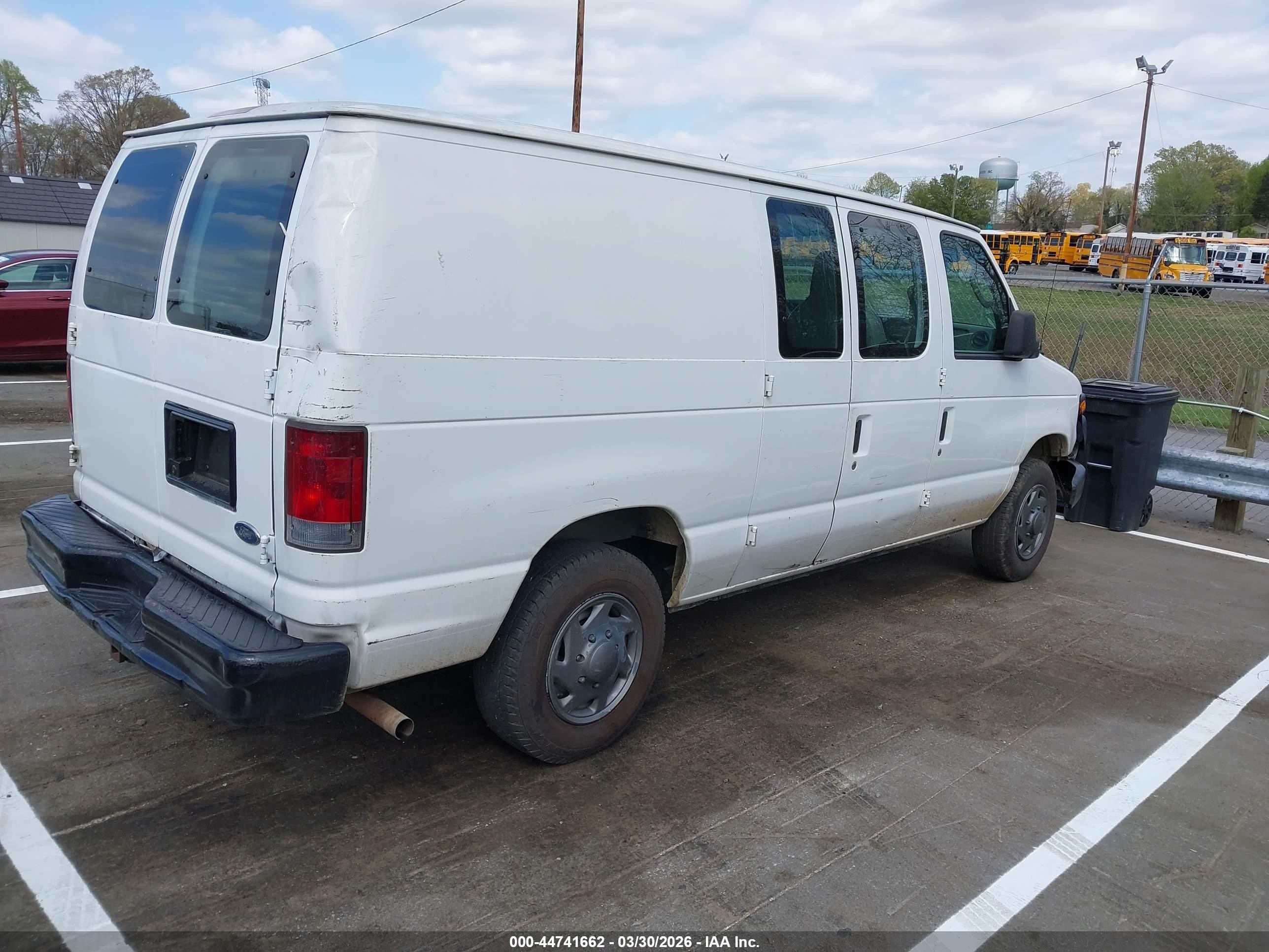 2010 Ford E-150 Commercial/recreational White vin: 1FTNE1EWXADA94778