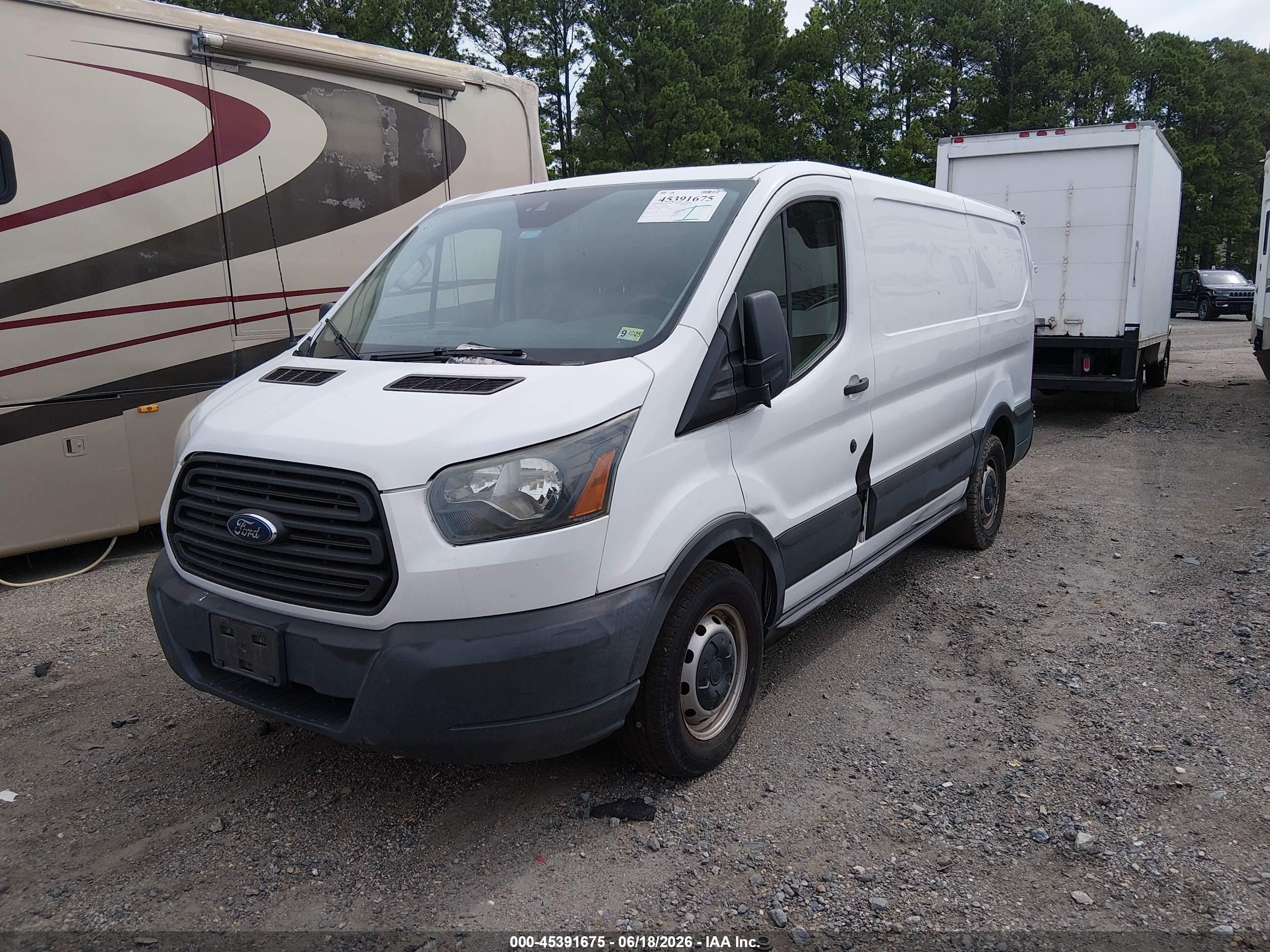 2015 Ford Transit-150   White vin: 1FTNE1YG0FKA94912