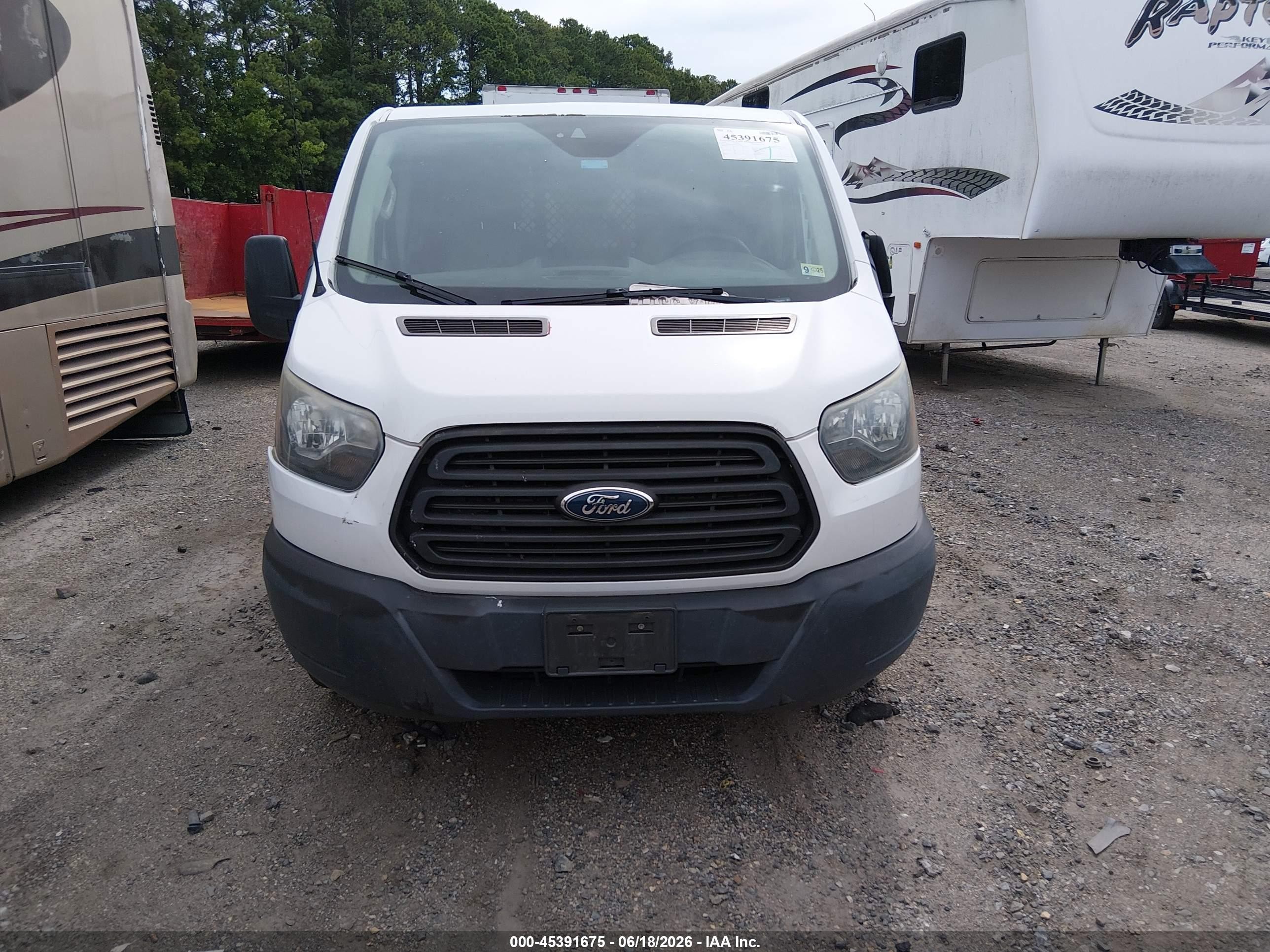 2015 Ford Transit-150   White vin: 1FTNE1YG0FKA94912