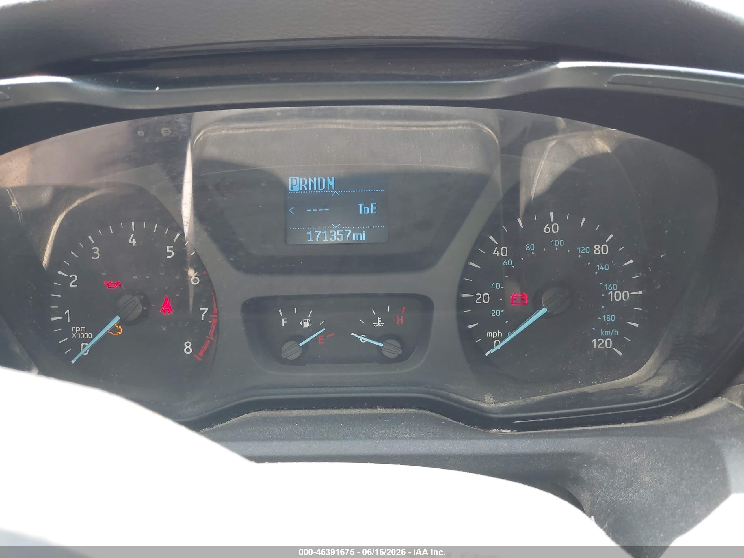 2015 Ford Transit-150   White vin: 1FTNE1YG0FKA94912