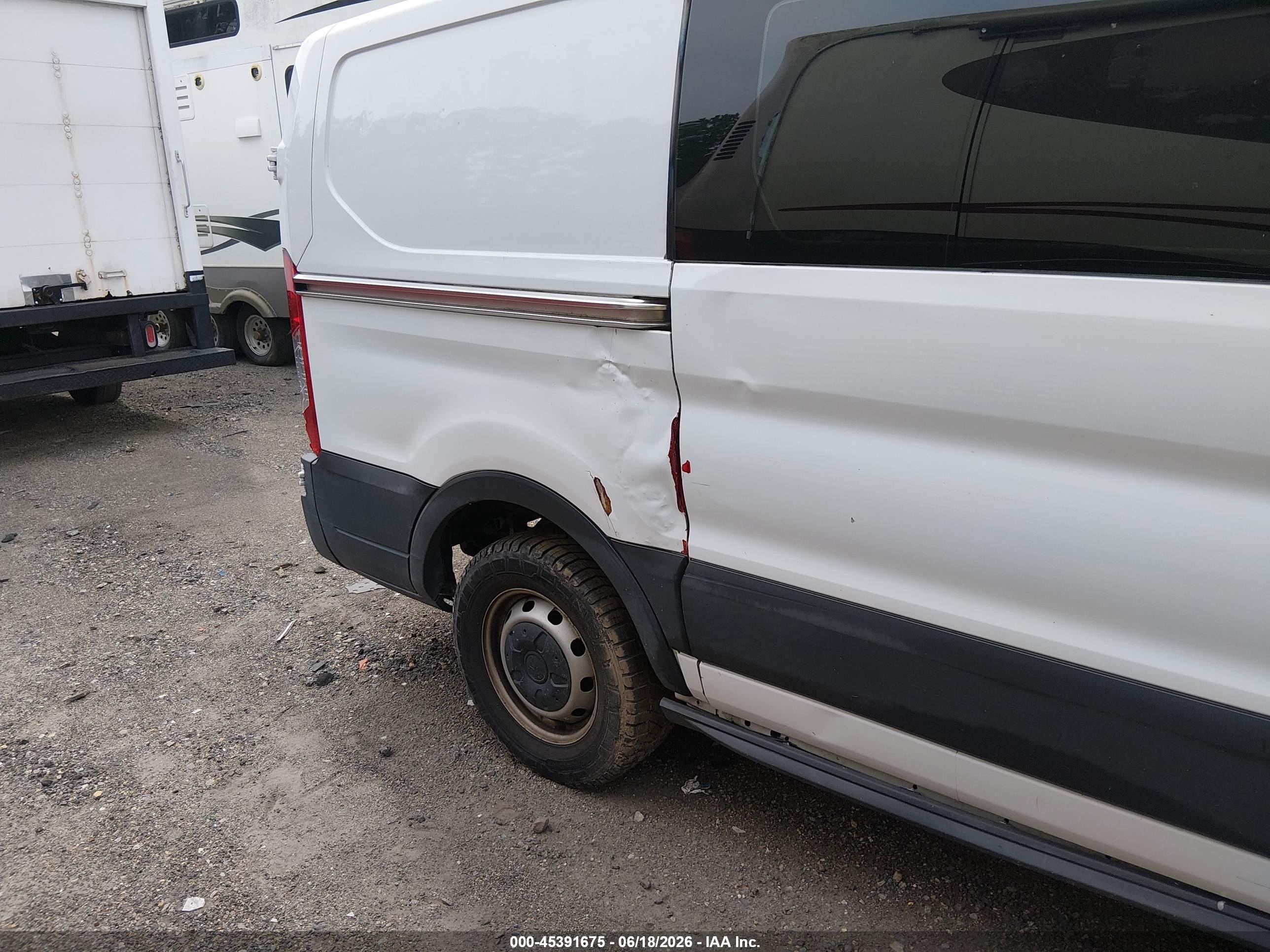 2015 Ford Transit-150   White vin: 1FTNE1YG0FKA94912