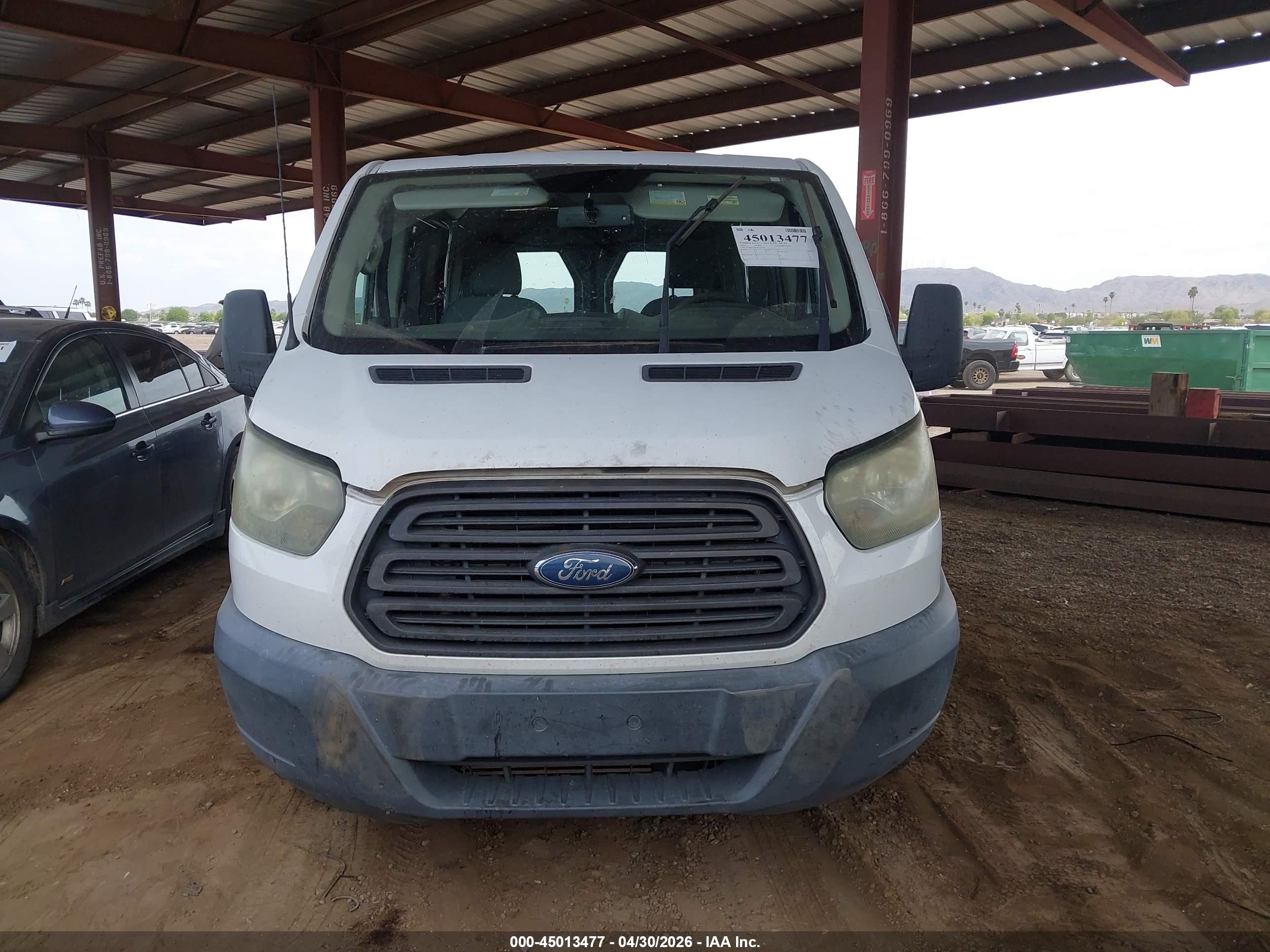 2015 Ford Transit-150   Белый vin: 1FTNE1YG8FKA32495