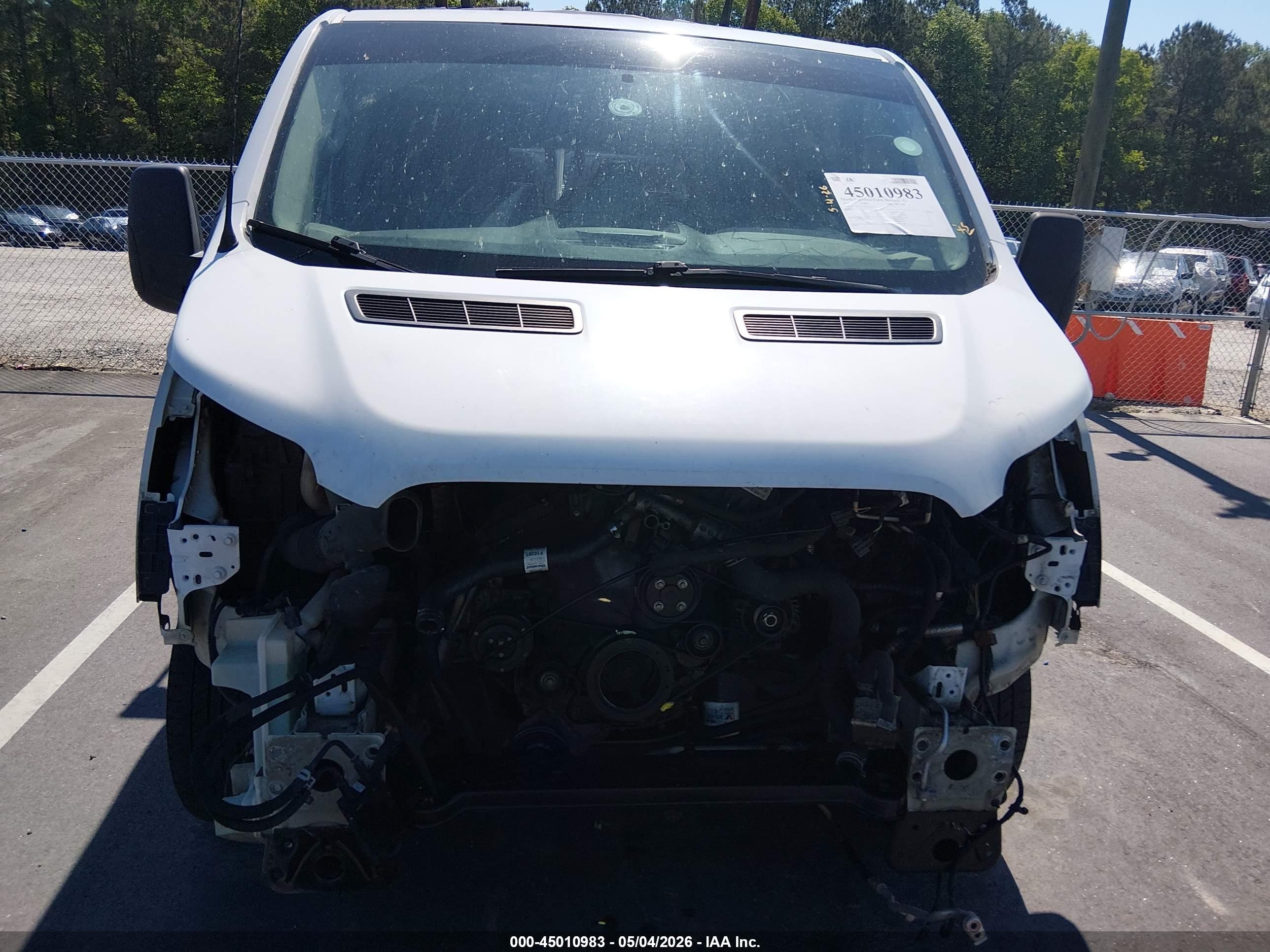 2015 Ford Transit-150   White vin: 1FTNE1YM1FKA97419
