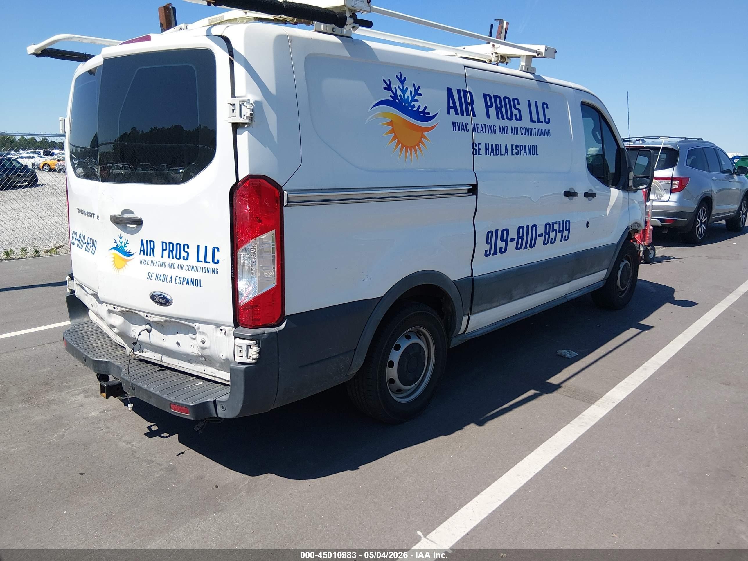 2015 Ford Transit-150   White vin: 1FTNE1YM1FKA97419