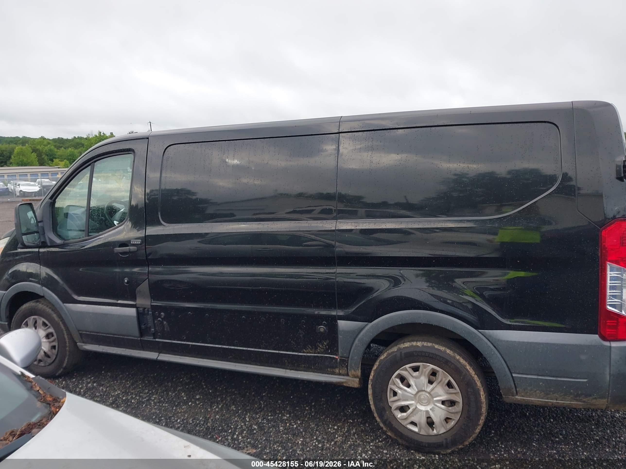 2015 Ford Transit-150   Black vin: 1FTNE1YM5FKA60177