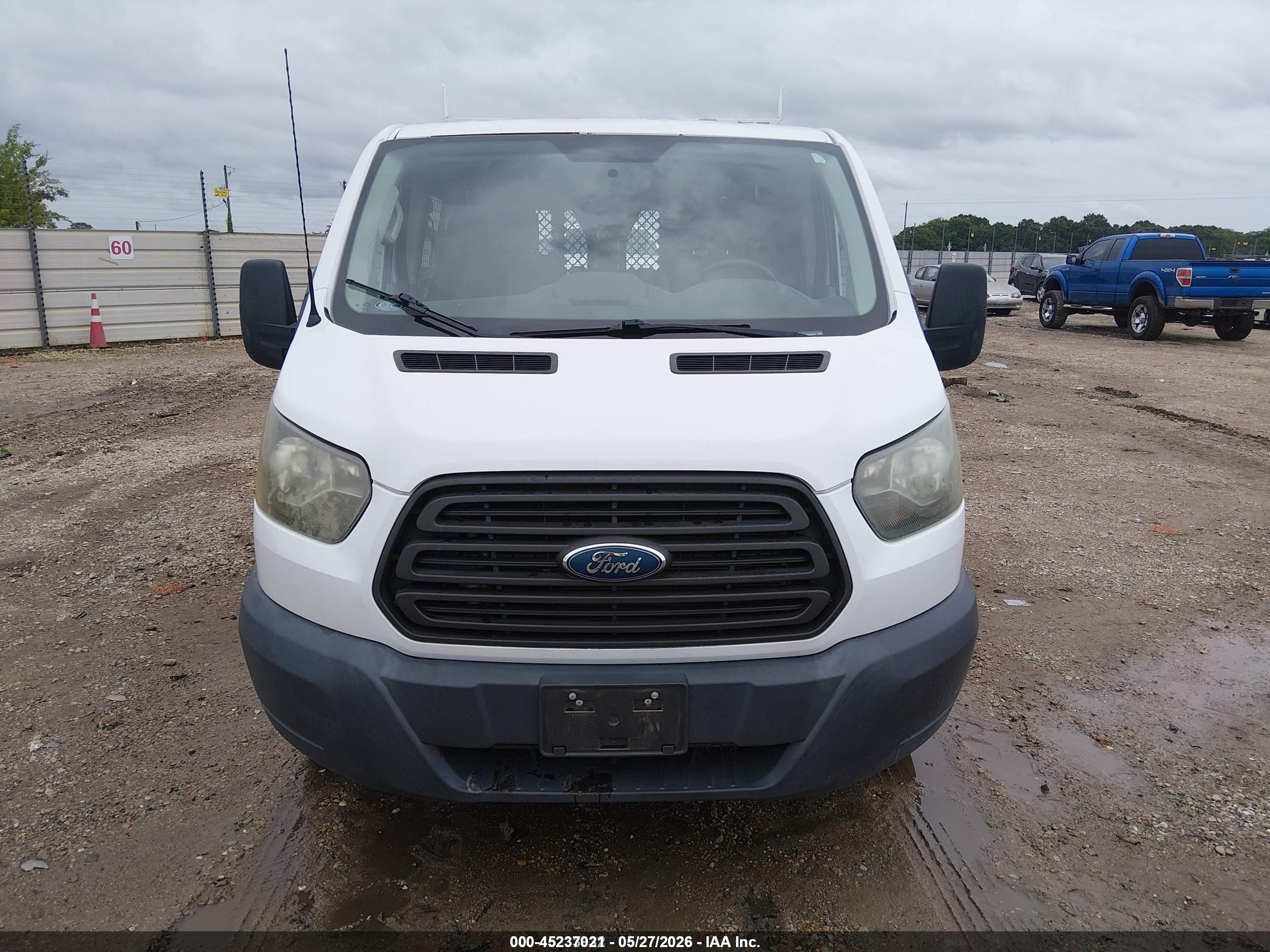 2015 Ford Transit-150   White vin: 1FTNE1YM5FKB30132