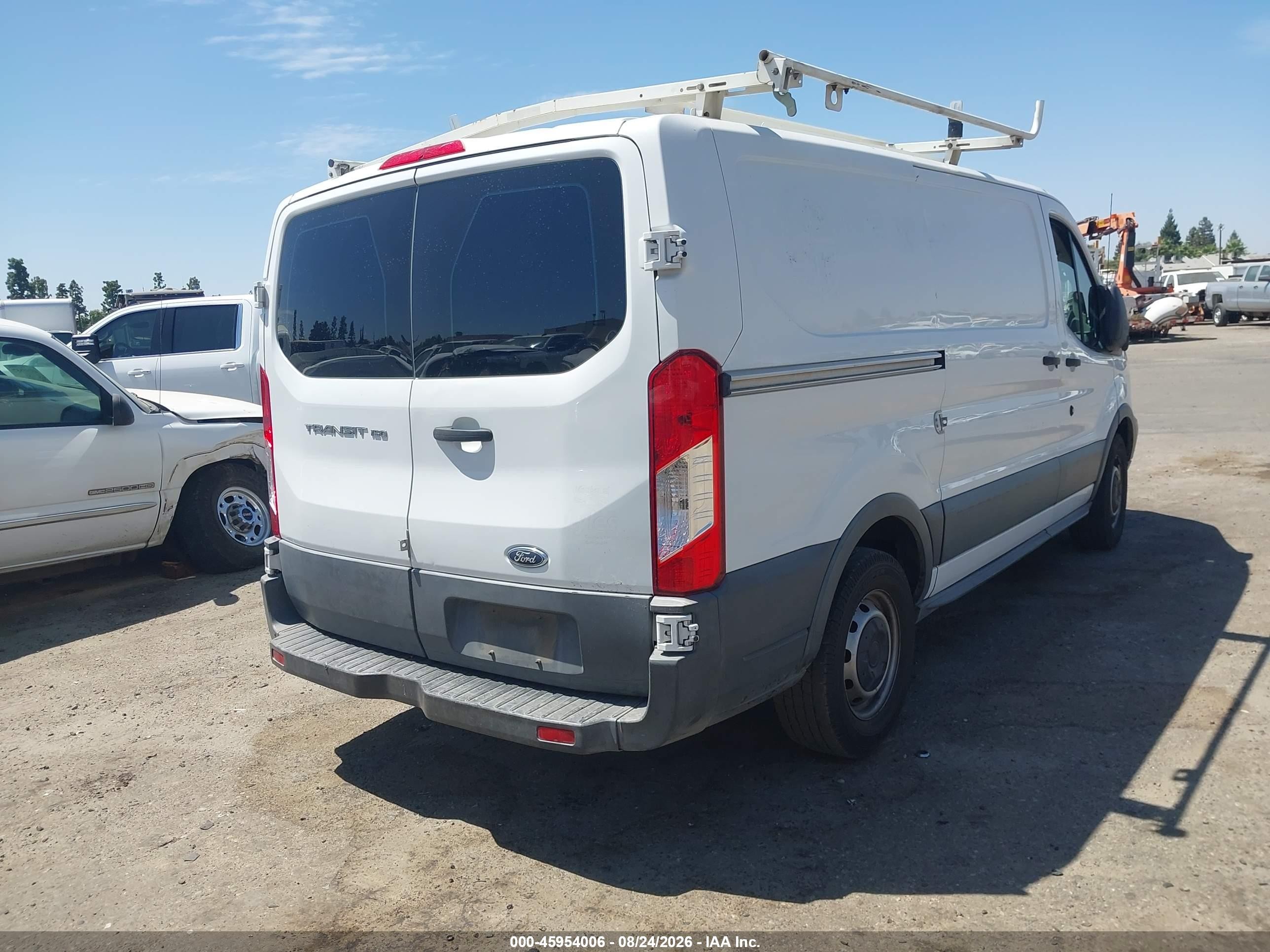 2015 Ford Transit-150   White vin: 1FTNE1YMXFKA32519