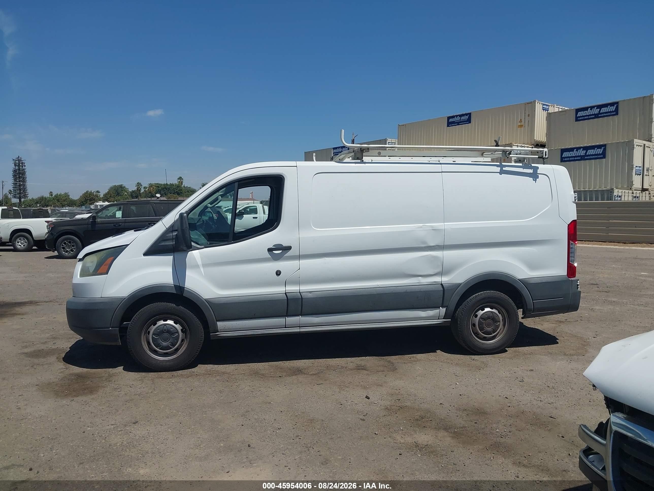 2015 Ford Transit-150   White vin: 1FTNE1YMXFKA32519