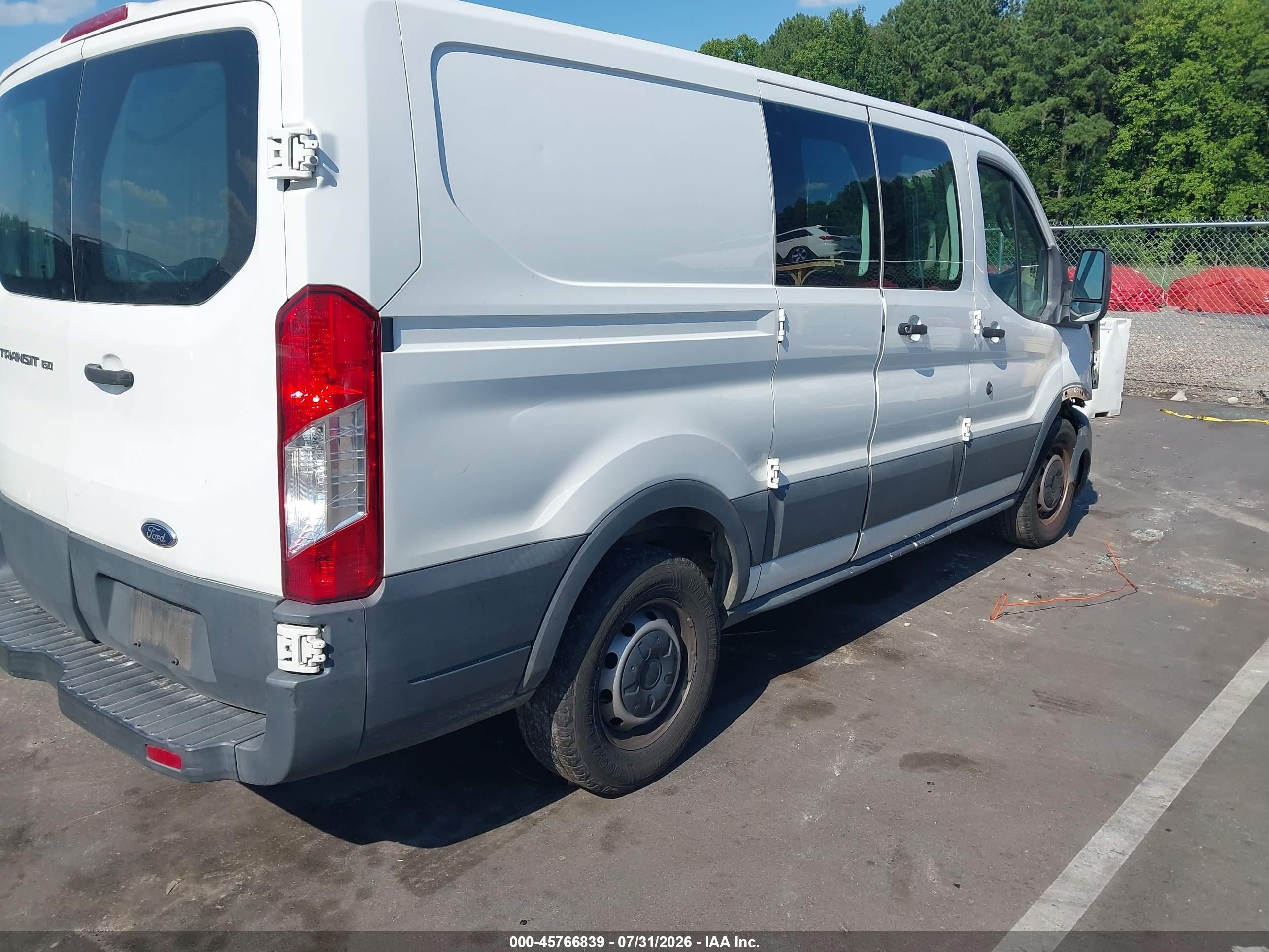 2015 Ford Transit-150   White vin: 1FTNE1ZM0FKB05881