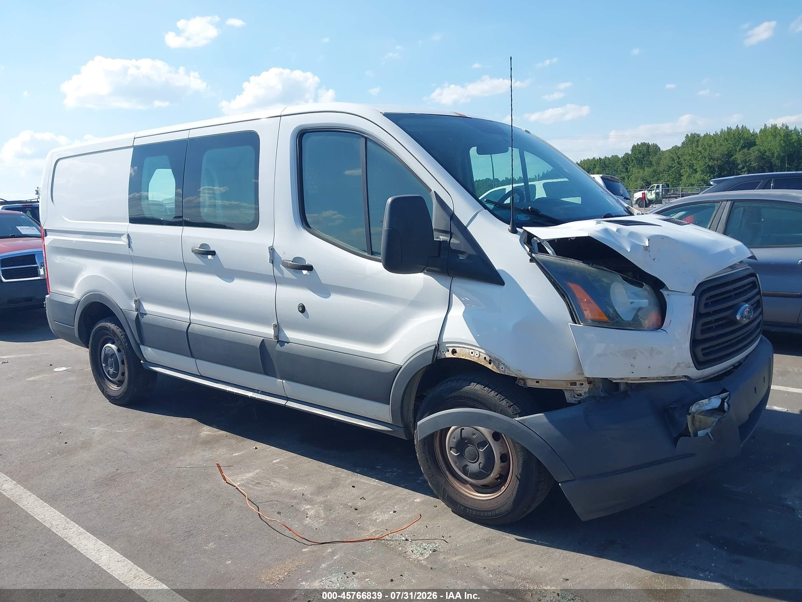 2015 Ford Transit-150   White vin: 1FTNE1ZM0FKB05881