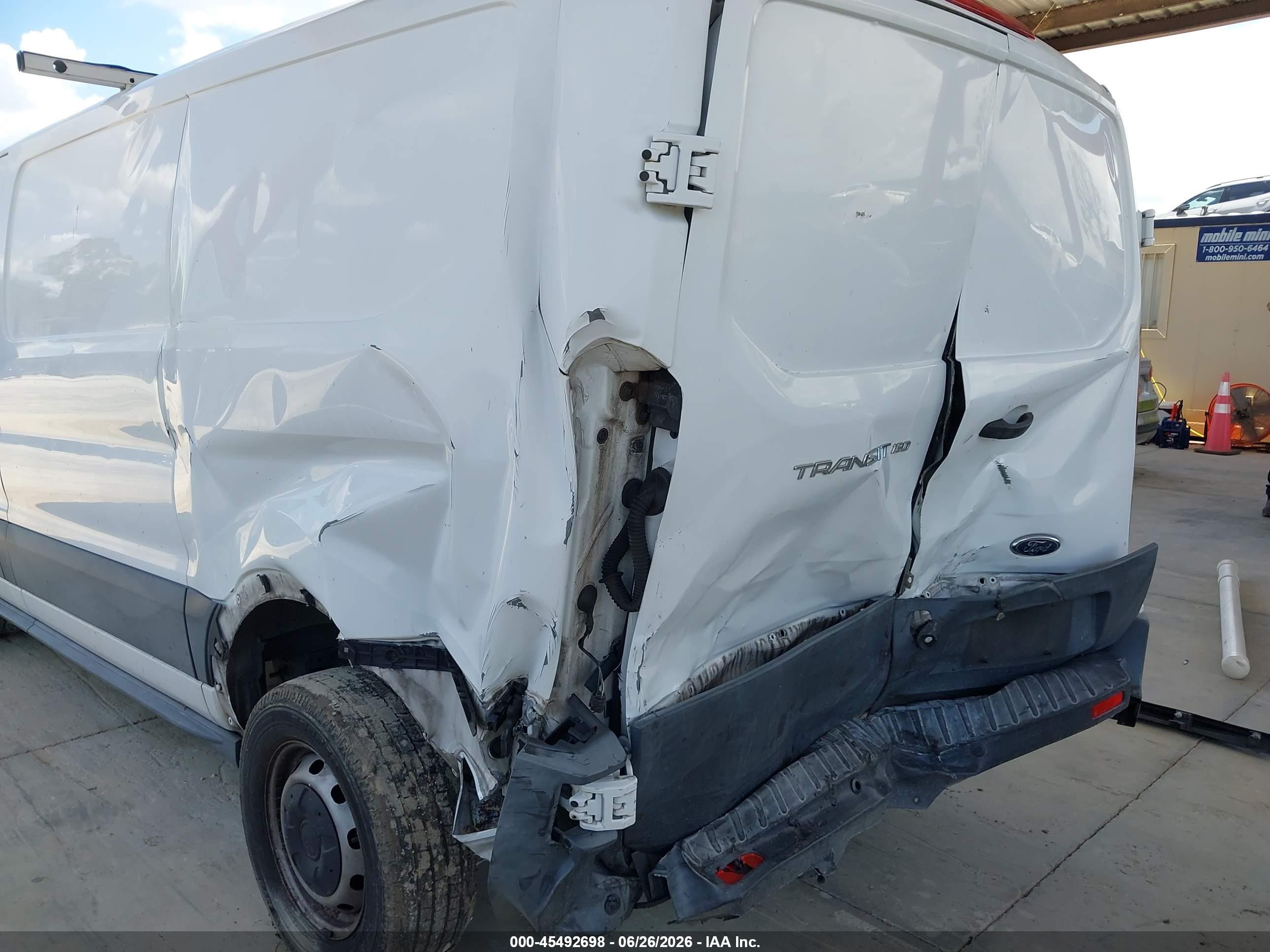 2015 Ford Transit-150   White vin: 1FTNE1ZM3FKA95606