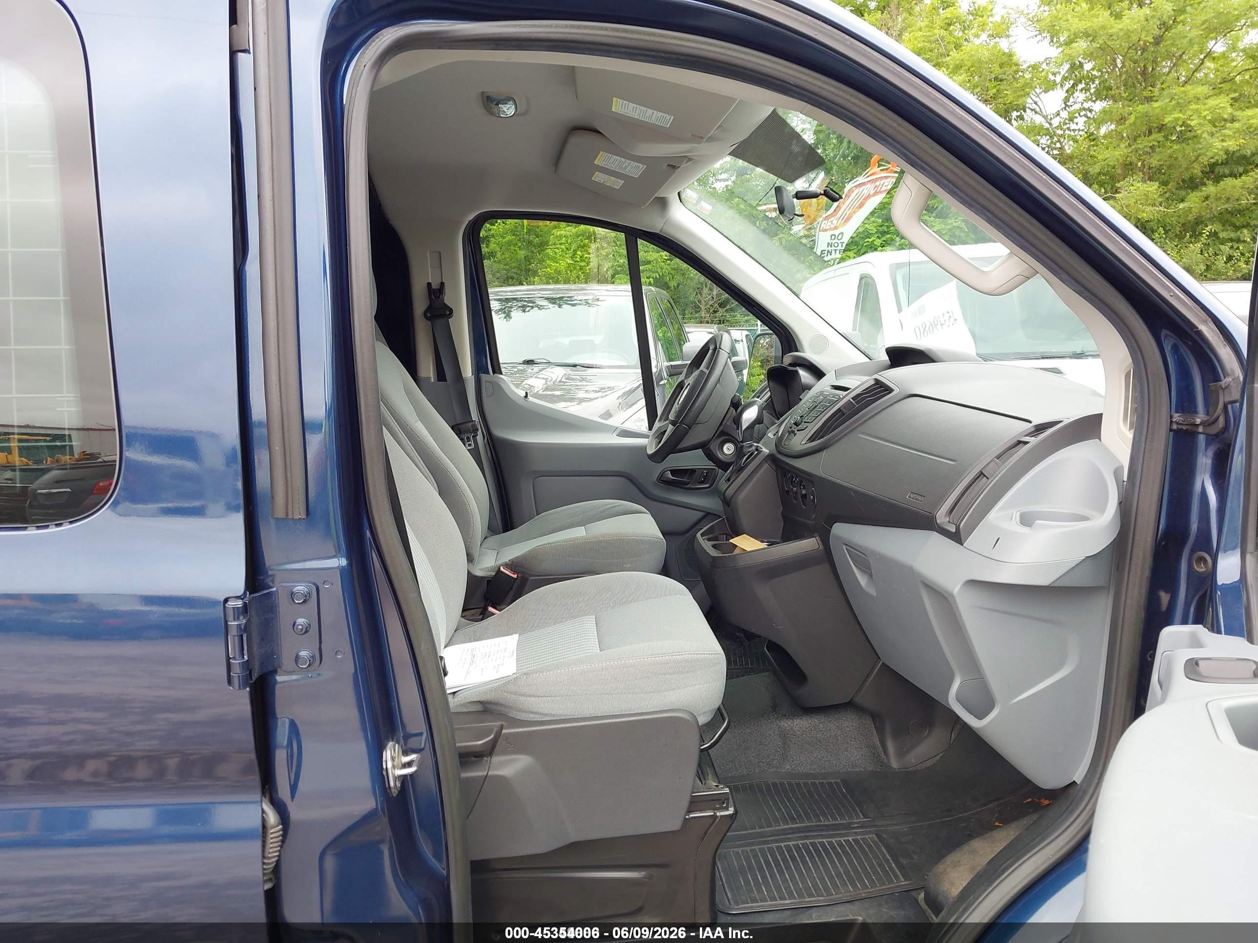 2015 Ford Transit-150   Dark Blue vin: 1FTNE1ZM4FKB30198