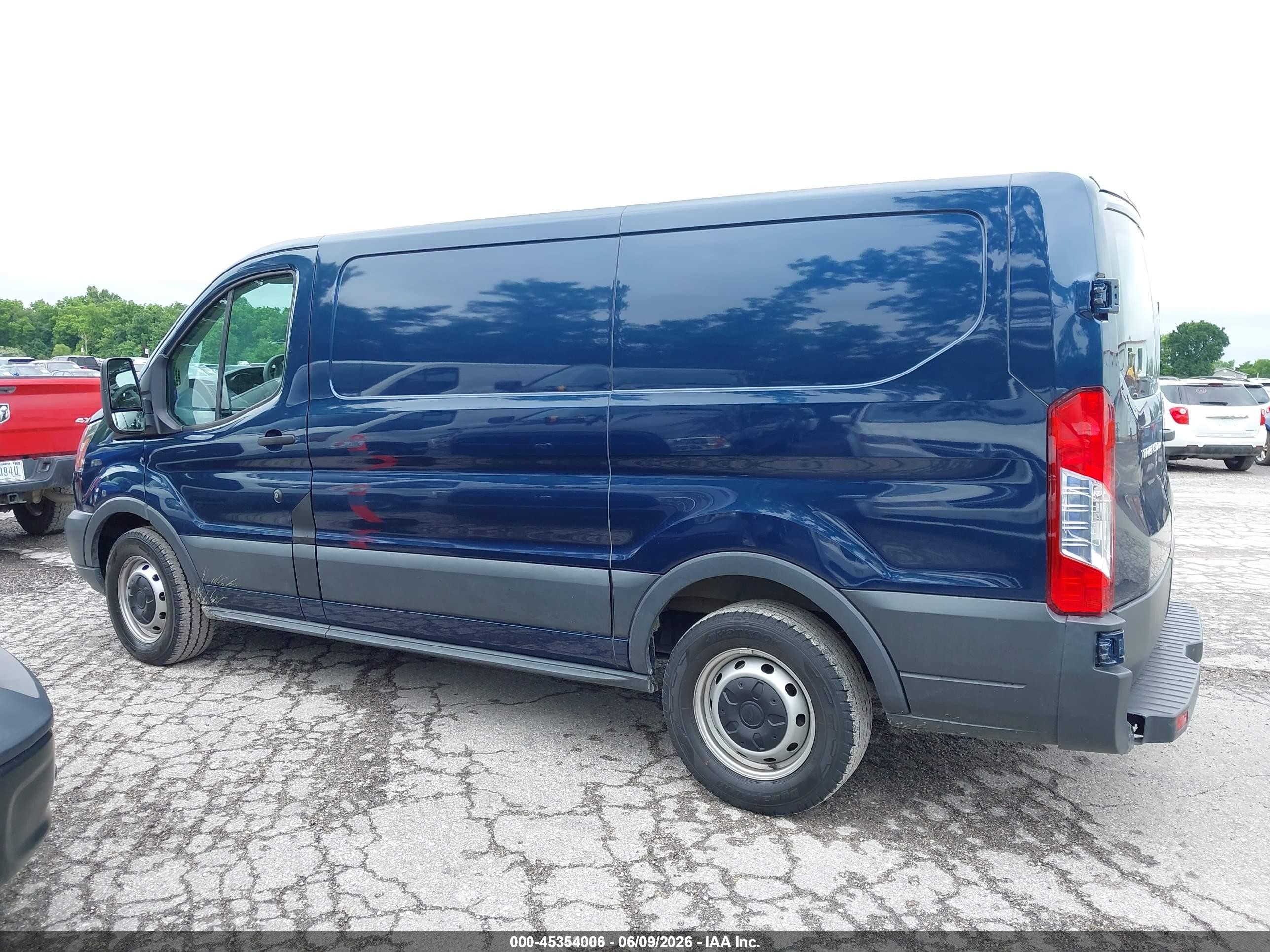 2015 Ford Transit-150   Dark Blue vin: 1FTNE1ZM4FKB30198
