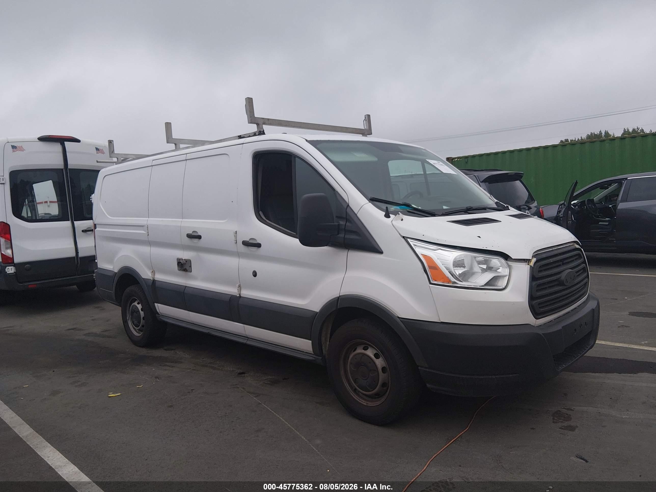 2015 Ford Transit-150   Белый vin: 1FTNE1ZM6FKA63989