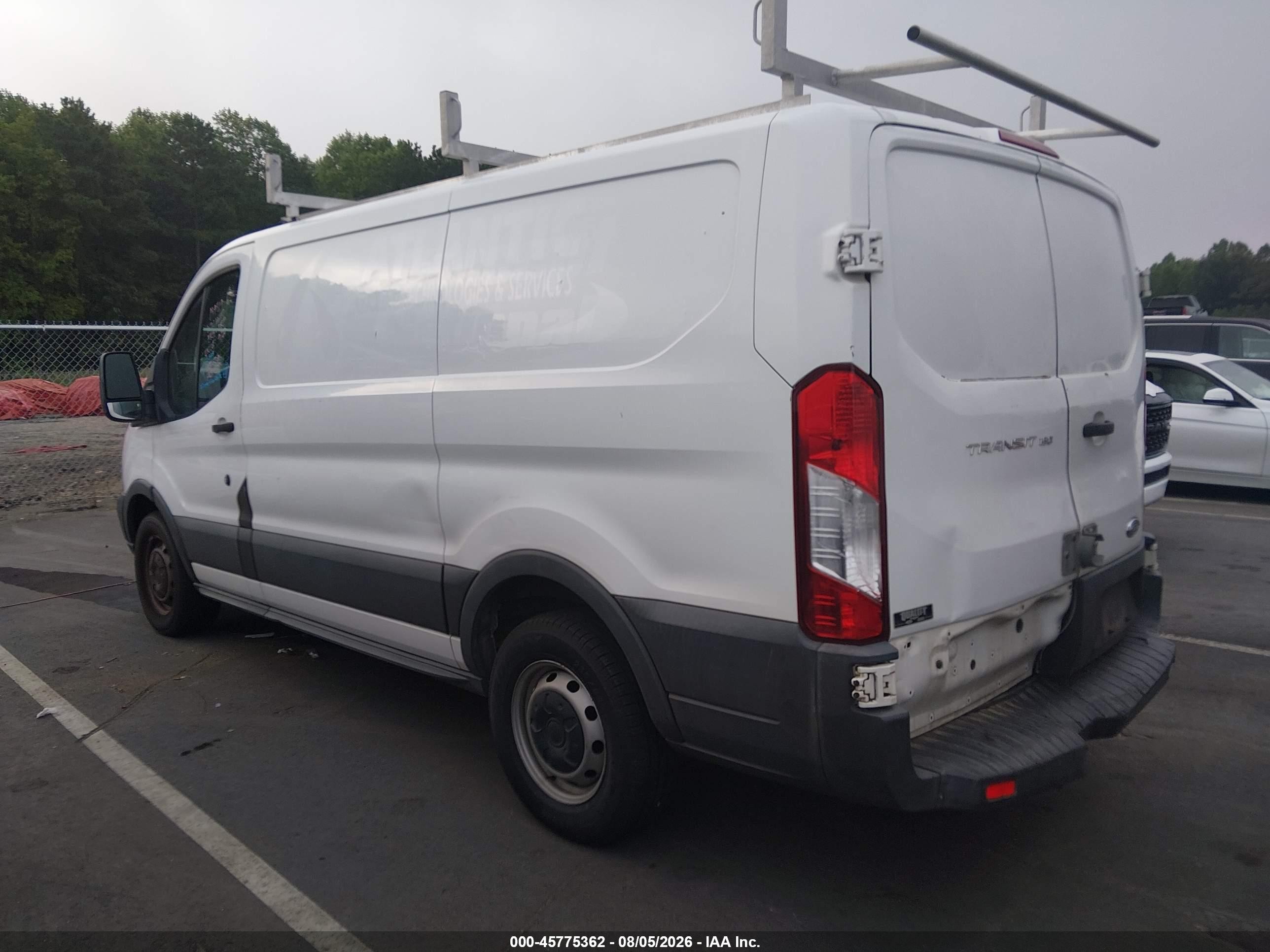 2015 Ford Transit-150   Белый vin: 1FTNE1ZM6FKA63989