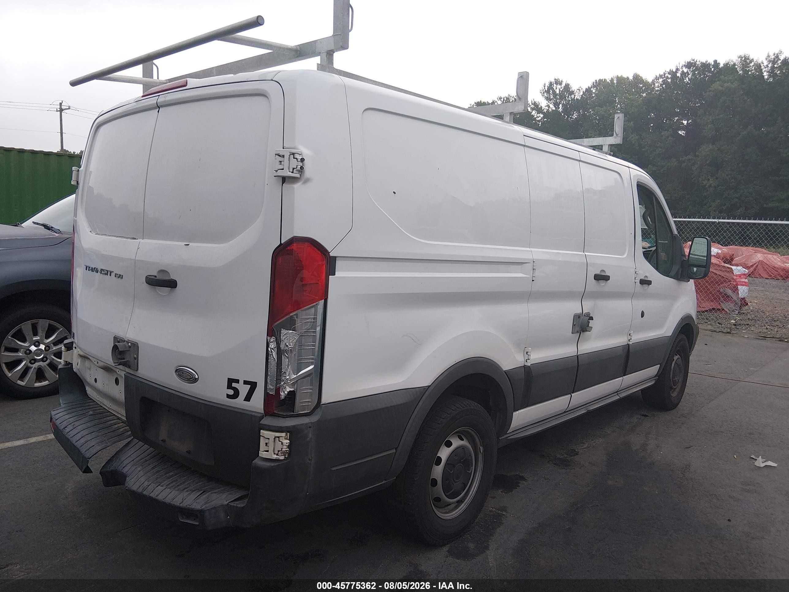 2015 Ford Transit-150   Белый vin: 1FTNE1ZM6FKA63989