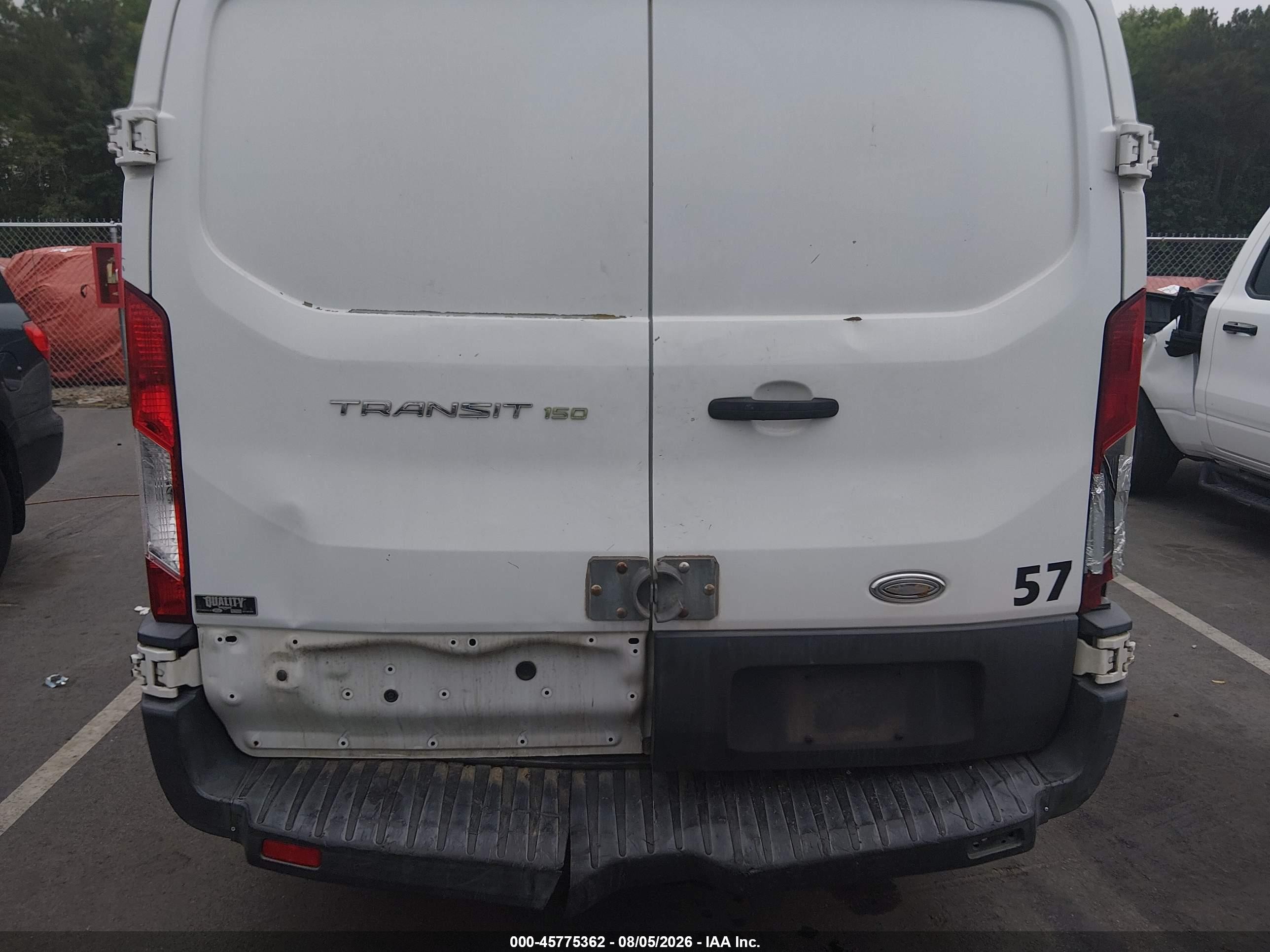 2015 Ford Transit-150   Белый vin: 1FTNE1ZM6FKA63989