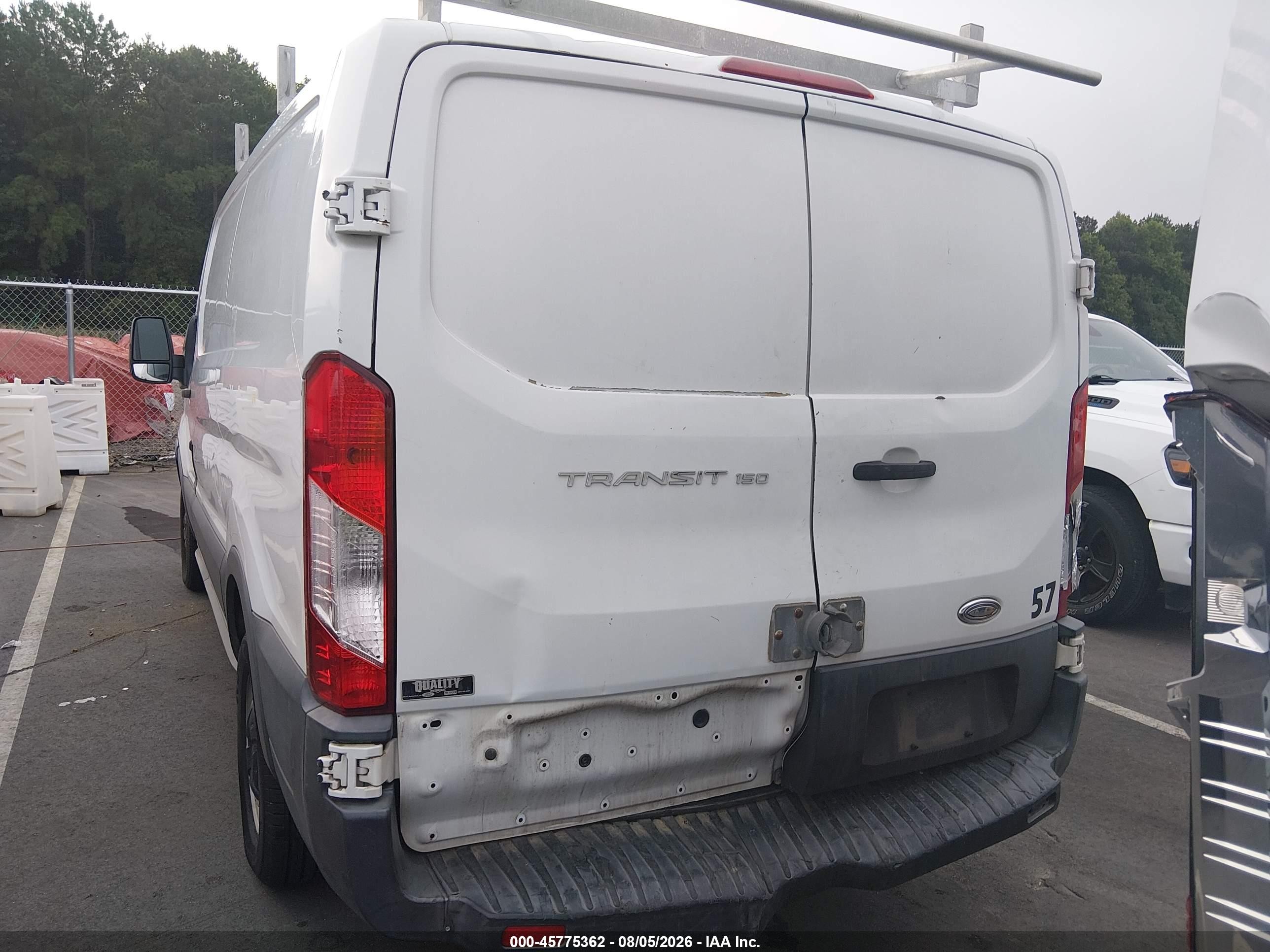 2015 Ford Transit-150   Белый vin: 1FTNE1ZM6FKA63989