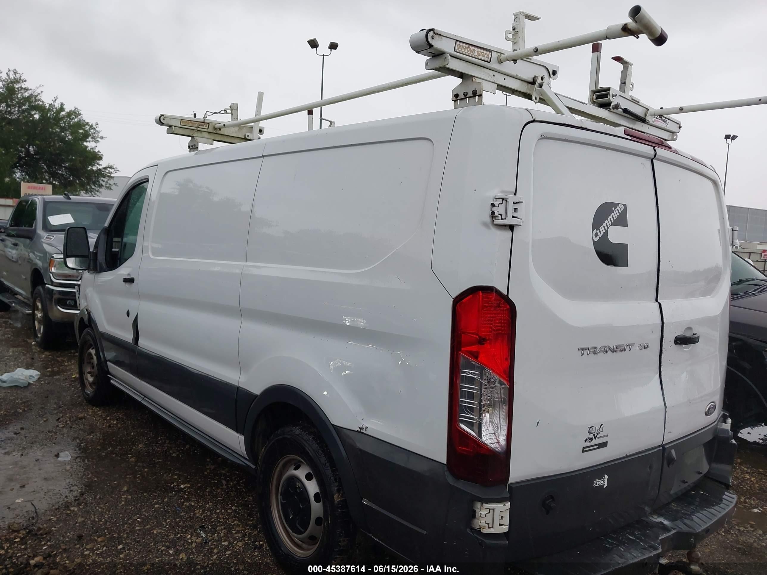 2015 Ford Transit-150   White vin: 1FTNE1ZM6FKA95583