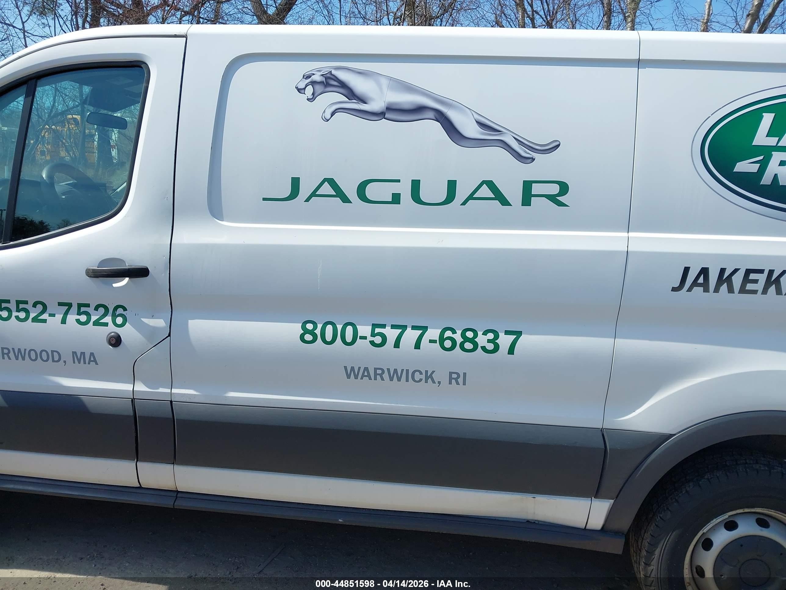 2015 Ford Transit-150   White vin: 1FTNE1ZM7FKA11674