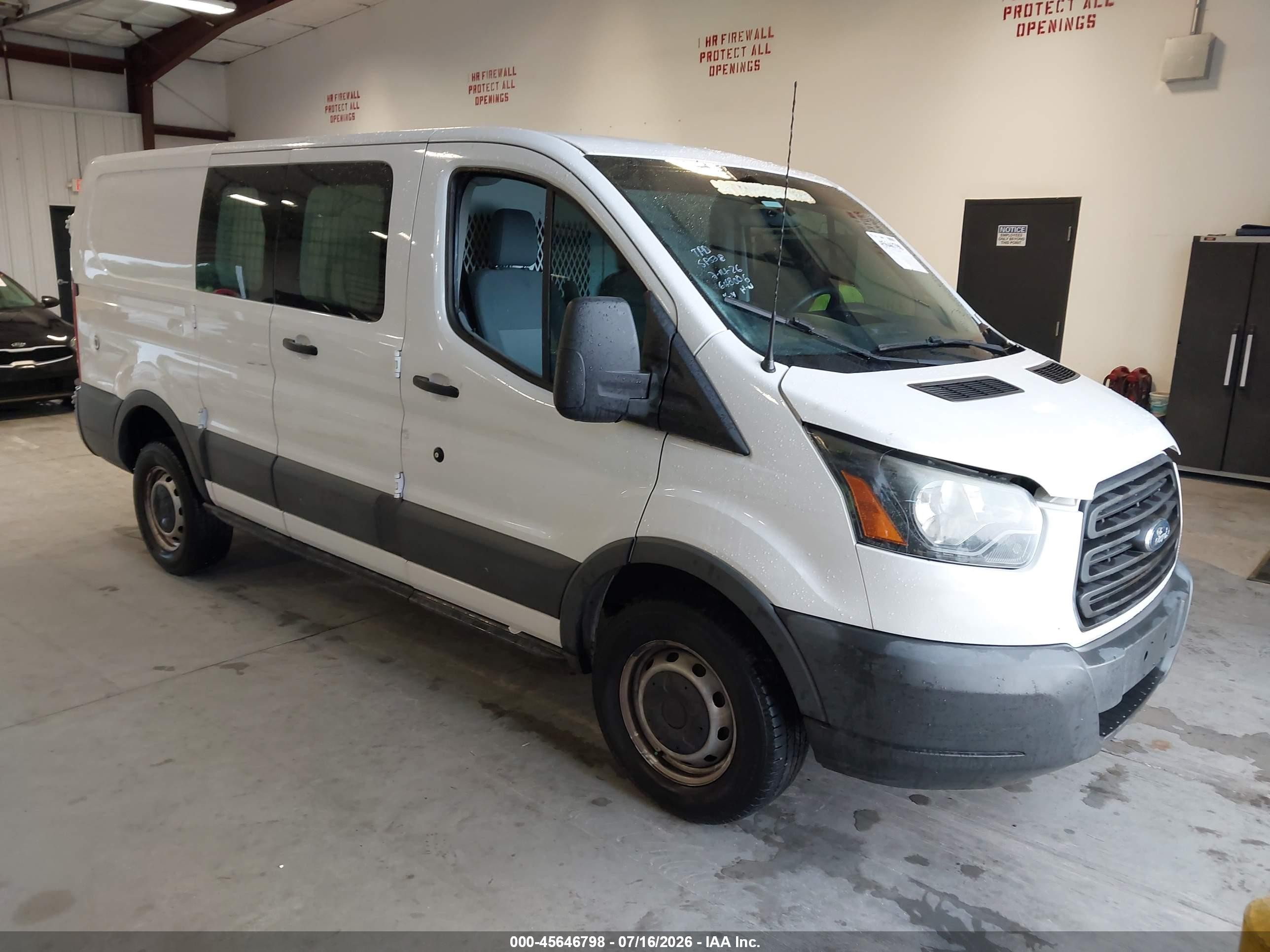 2015 Ford Transit-150   White vin: 1FTNE1ZV1FKA53010