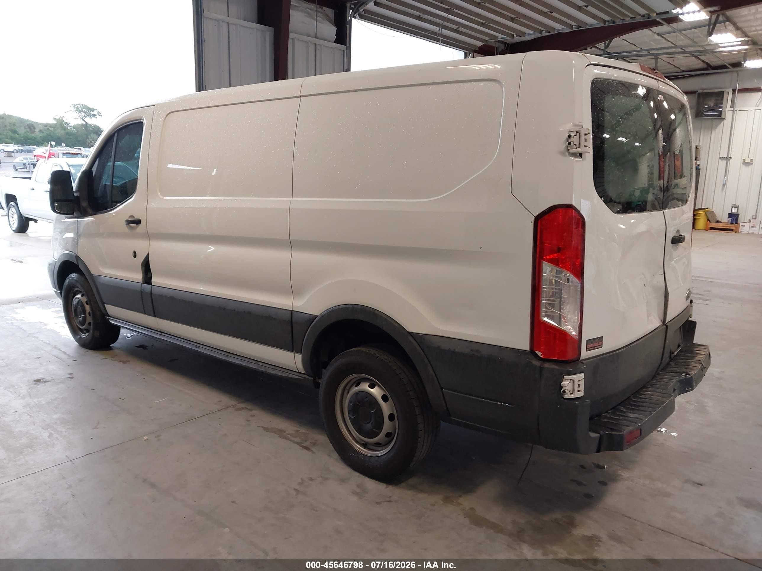 2015 Ford Transit-150   White vin: 1FTNE1ZV1FKA53010
