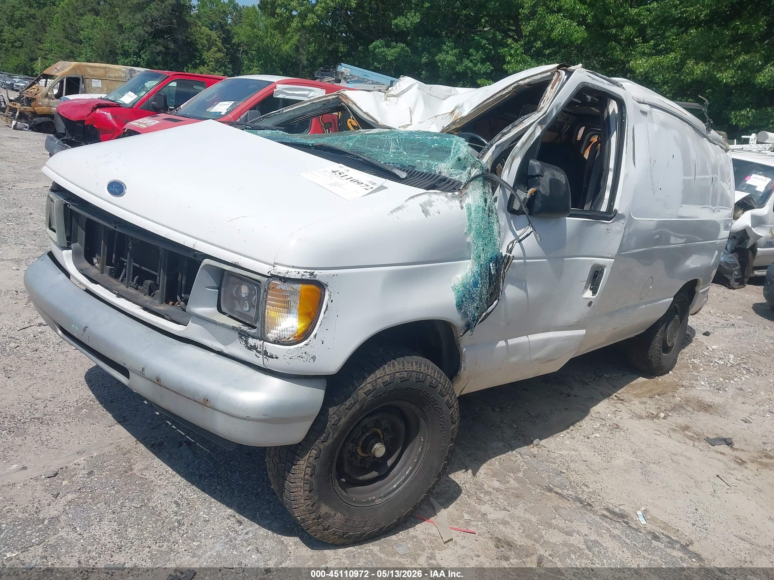 2000 Ford E-250 Commercial White vin: 1FTNE2423YHA31433