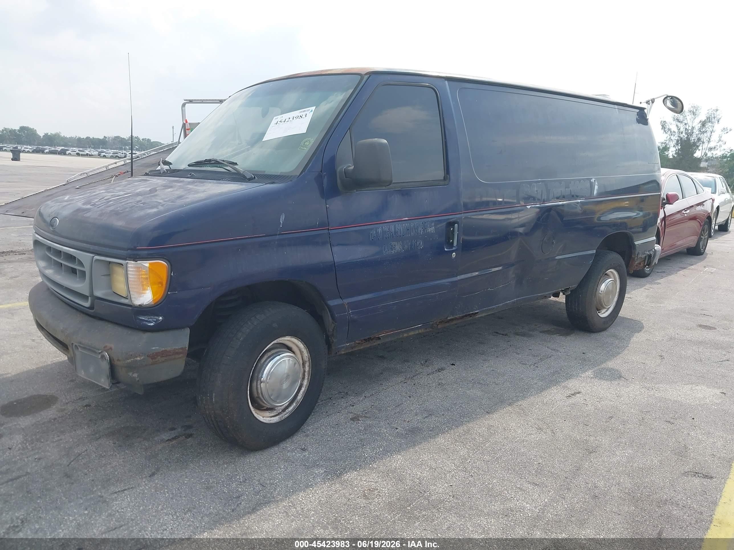 2001 Ford E-250 Commercial Dark Blue vin: 1FTNE24251HB14805