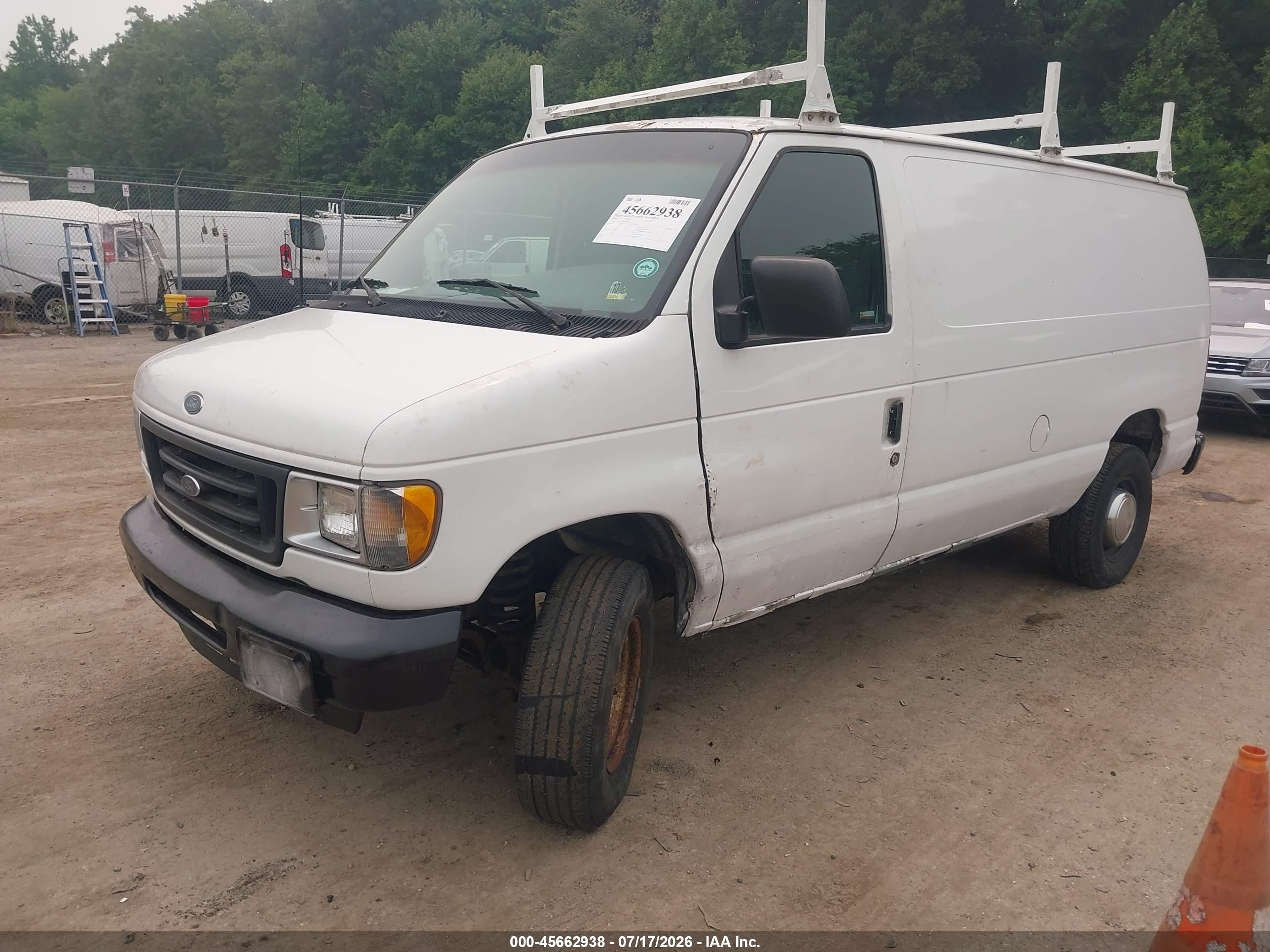 2000 Ford E-250 Commercial White vin: 1FTNE2426YHB36807