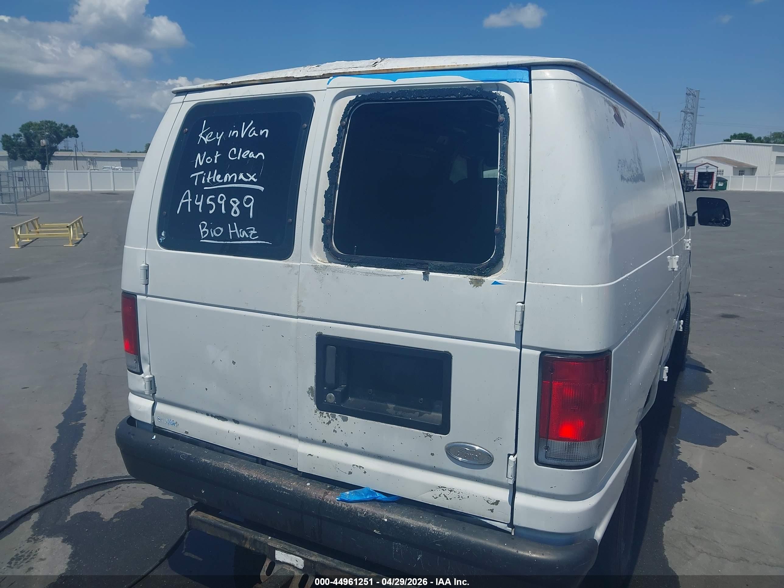 2000 Ford E-250 Commercial White vin: 1FTNE242XYHA45989