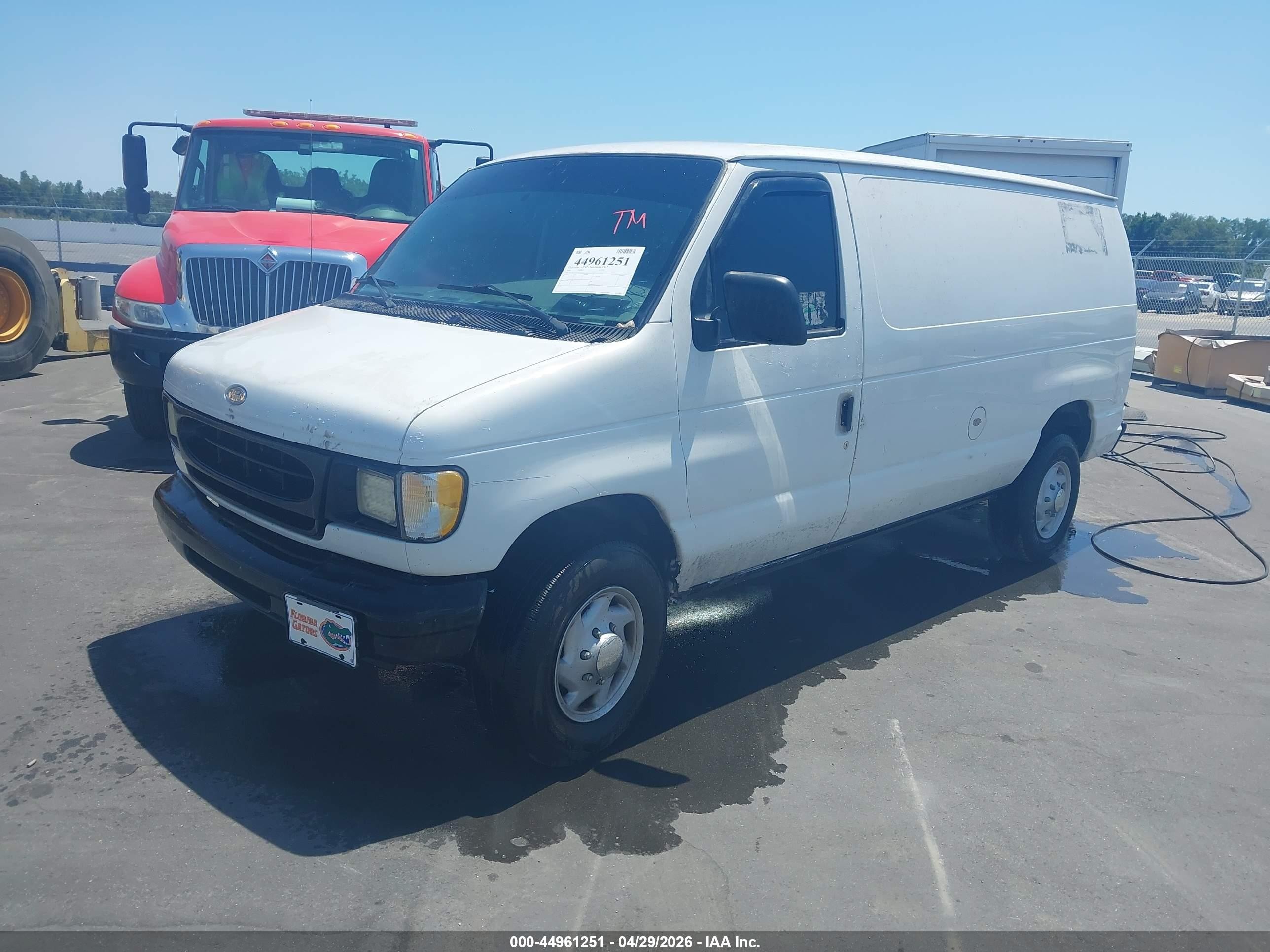 2000 Ford E-250 Commercial White vin: 1FTNE242XYHA45989