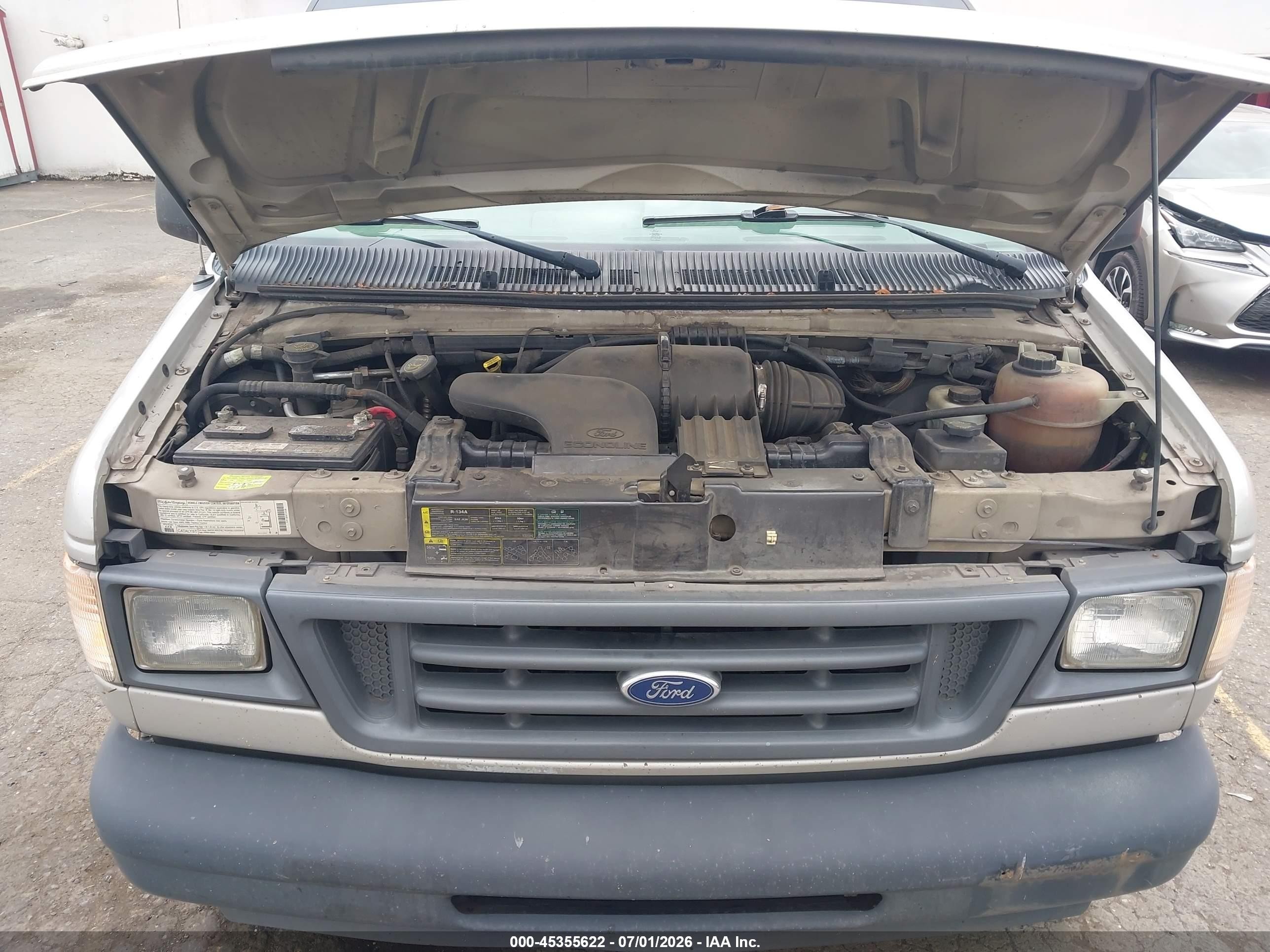 2003 Ford E-250 Commercial/recreational Silver vin: 1FTNE24L03HA83331