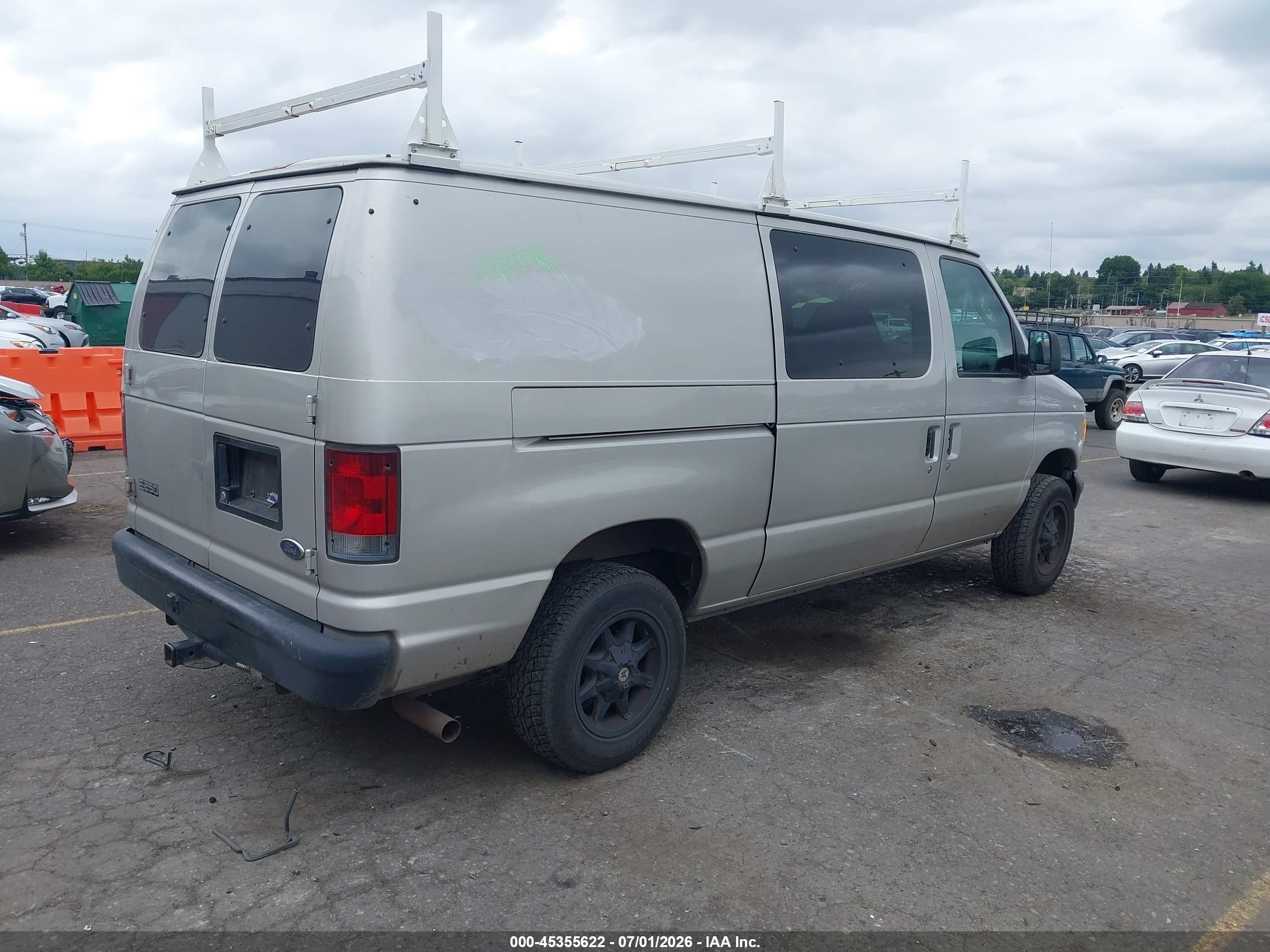 2003 Ford E-250 Commercial/recreational Silver vin: 1FTNE24L03HA83331
